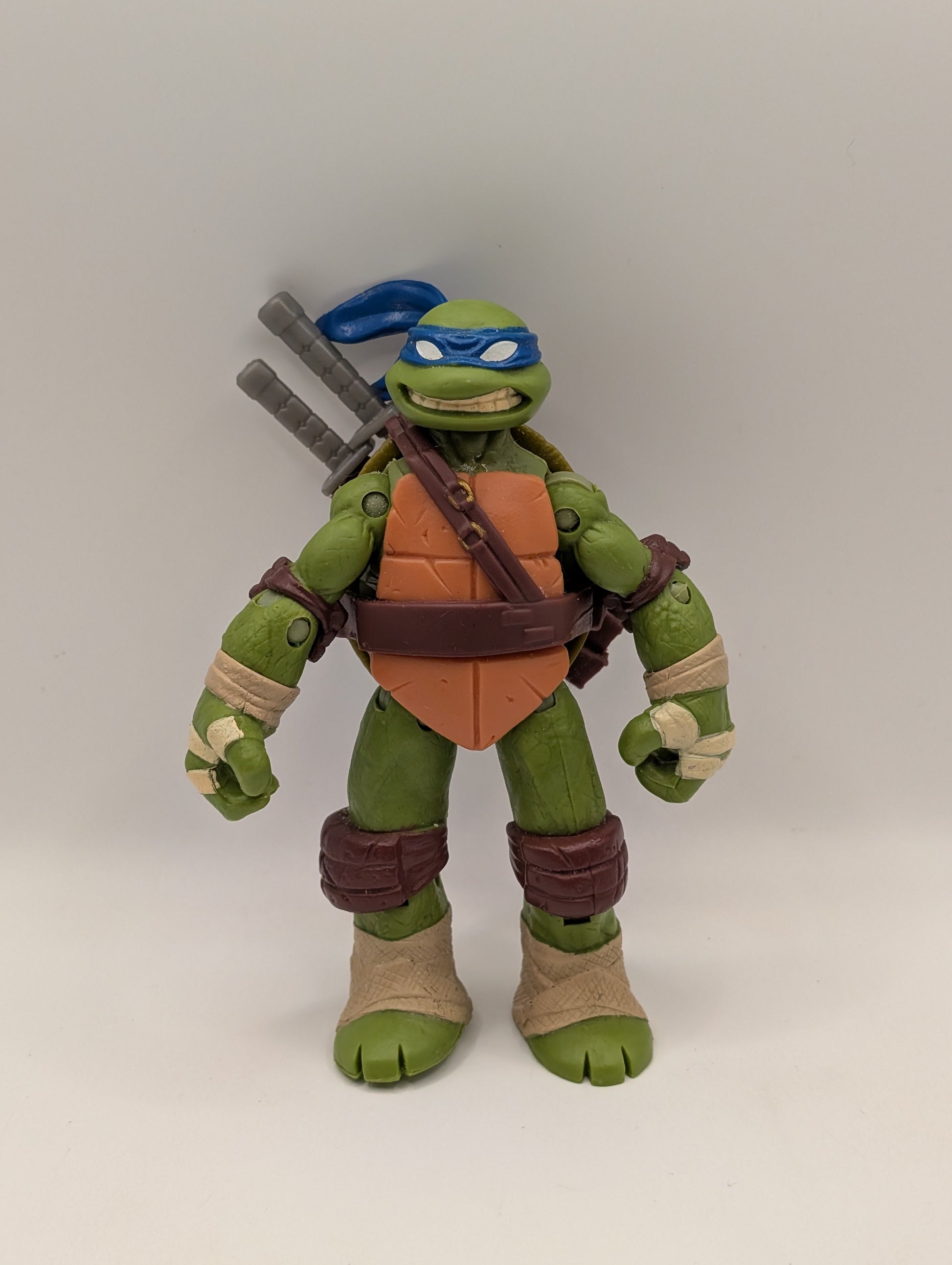 TMNT Leonardo 4.5" Figure 2012 Playmates Toys Teenage Mutant Ninja Turtles FRENLY BRICKS - Open 7 Days