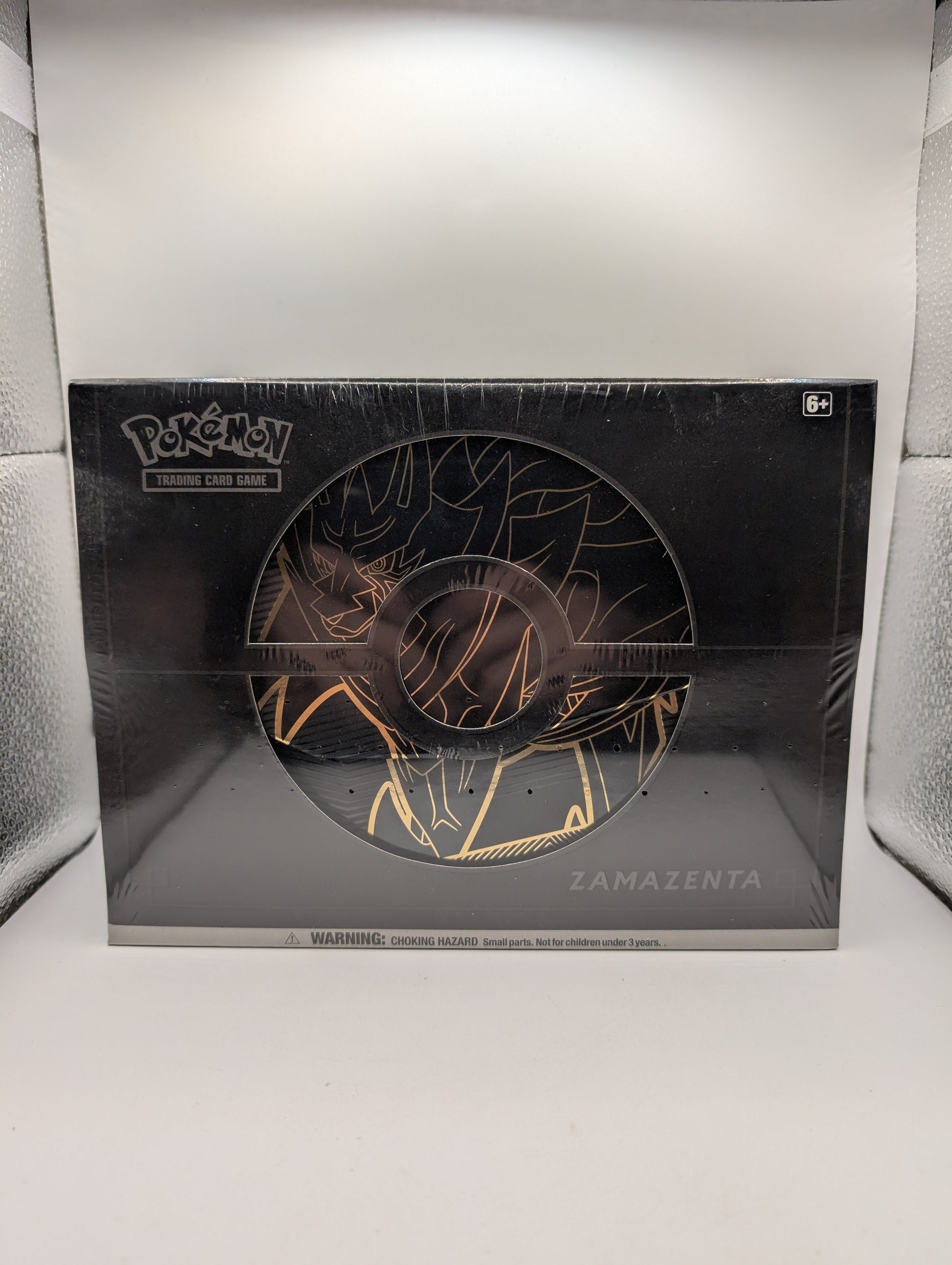 Pokemon TCG Sword & Shield Zamazenta ETB Elite Trainer Box Plus Factory Sealed FRENLY BRICKS - Open 7 Days