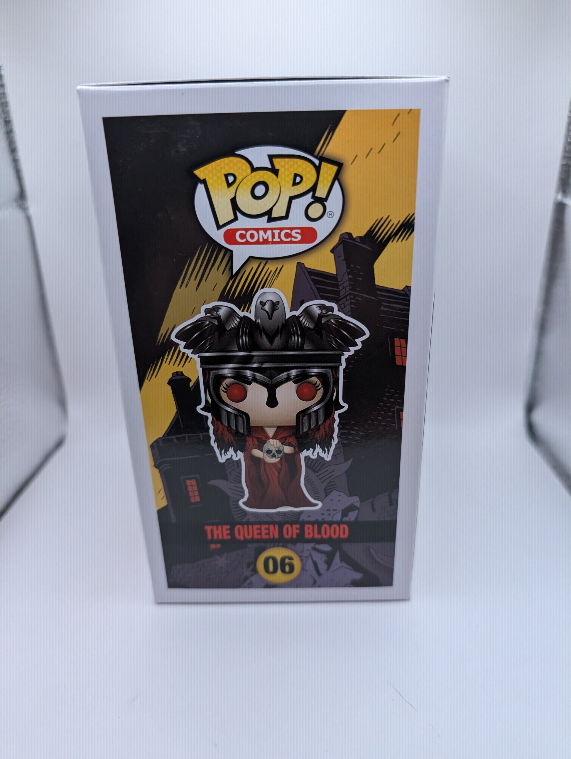 Comics Funko Pop - The Queen of Blood - Hellboy - No. 06 FRENLY BRICKS - Open 7 Days