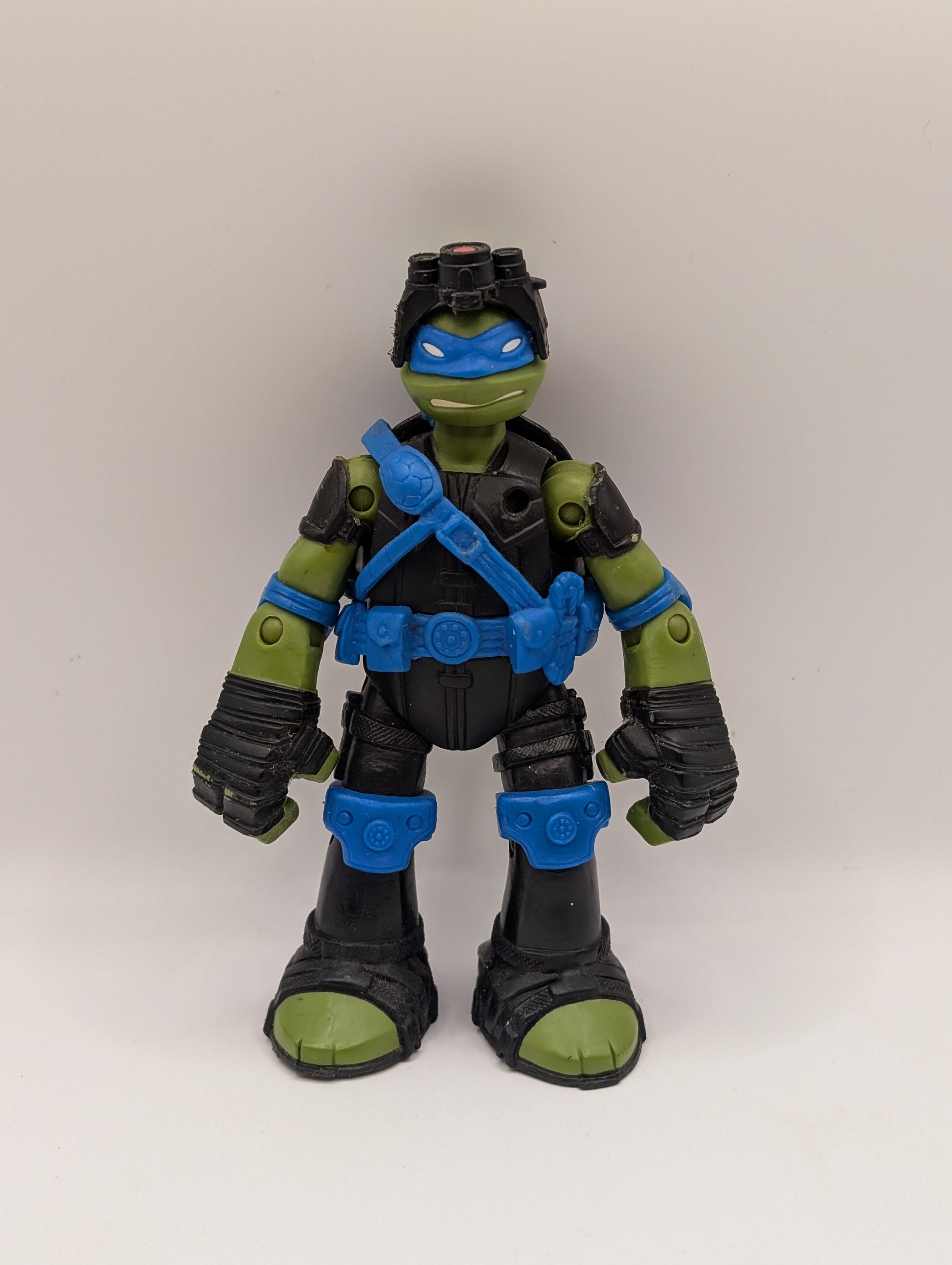 2013 Teenage Mutant Ninja Turtles TMNT Stealth Tech Leonardo 4.5" Action Figure! FRENLY BRICKS - Open 7 Days