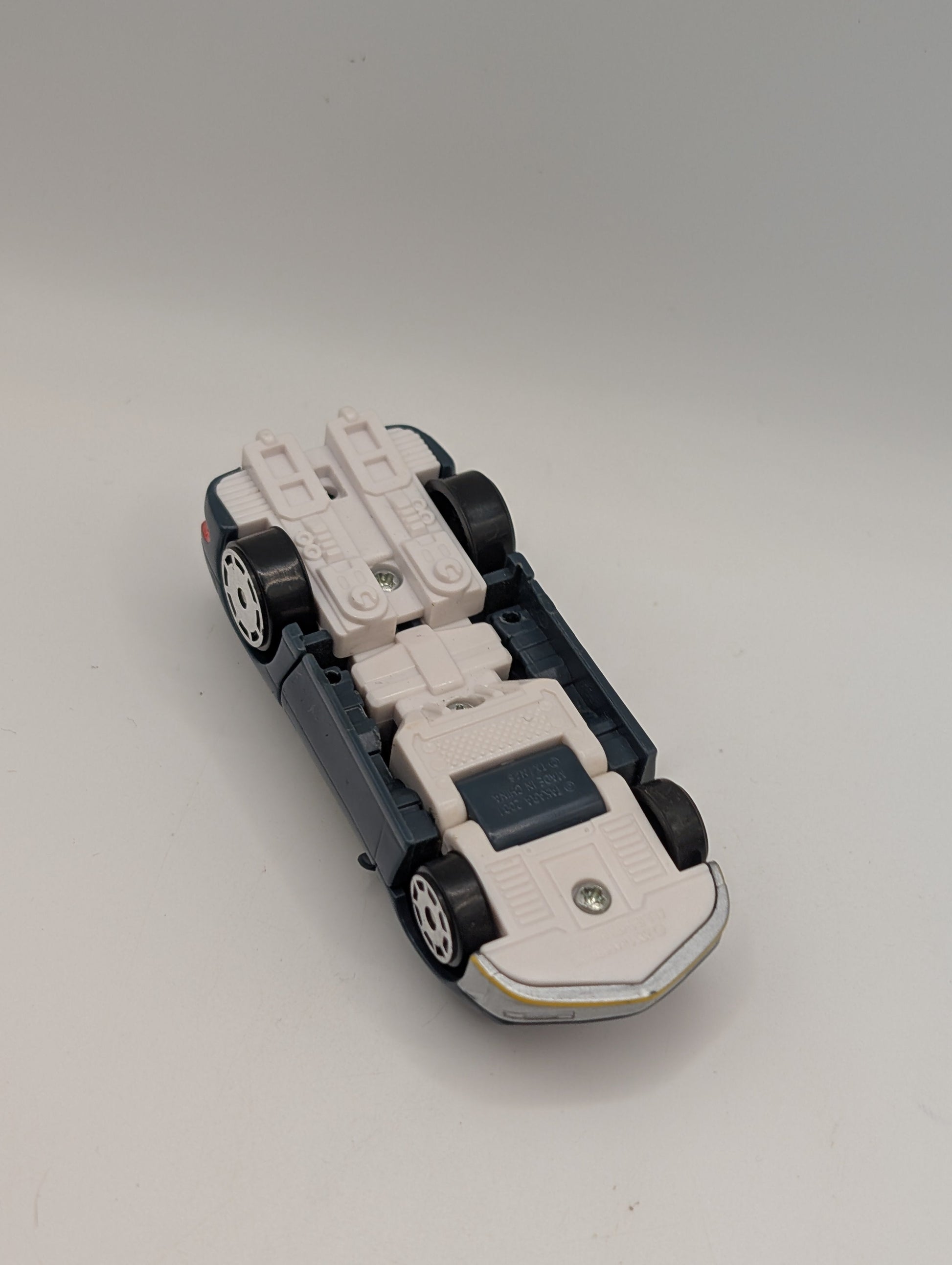 Robots In Disguise Expanded: vintage Spy Changers G1 Silverstreak FRENLY BRICKS - Open 7 Days