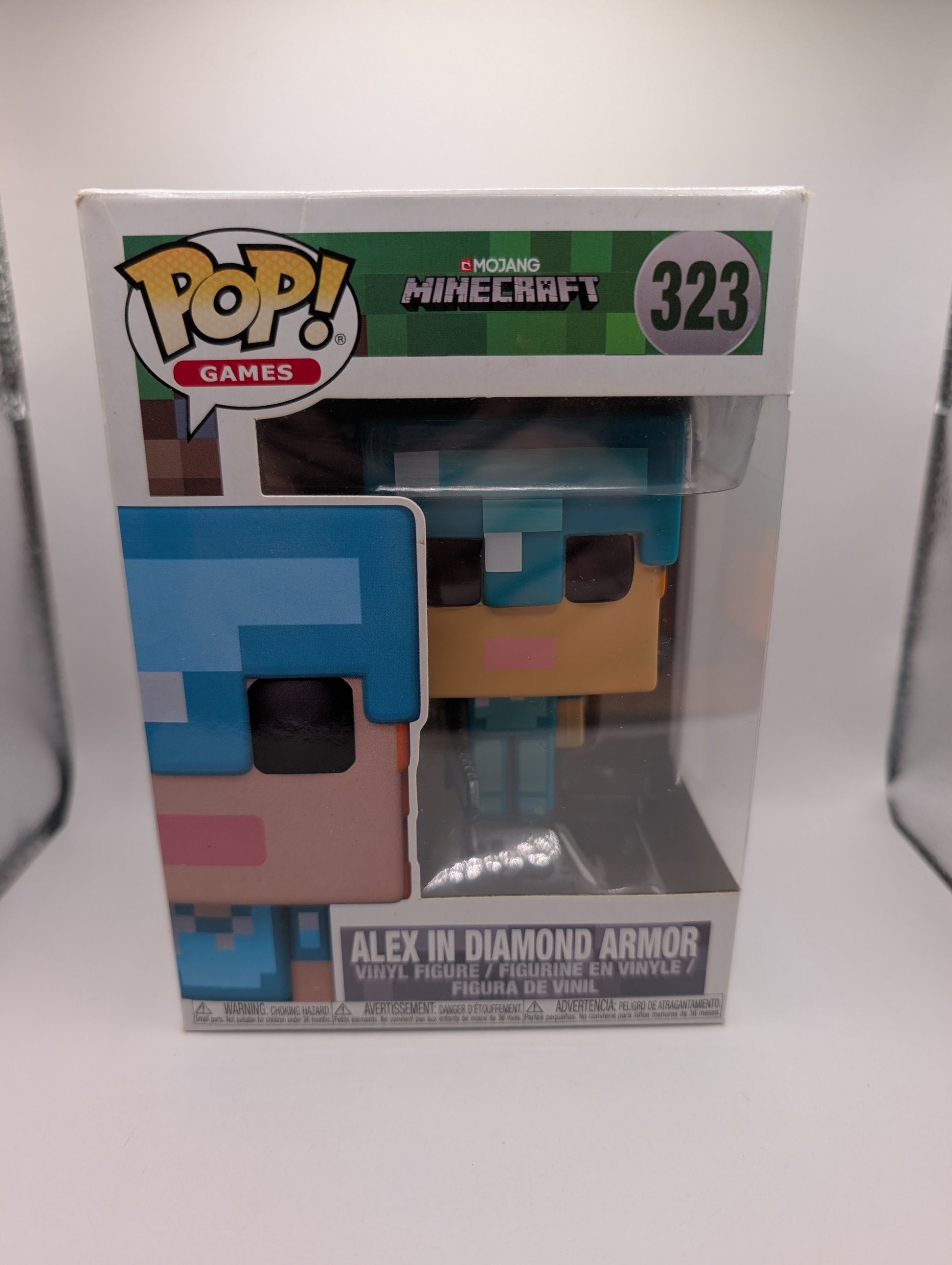 Funko Pop!  Minecraft - Alex In Diamond Armor # 323 2018 vaulted FRENLY BRICKS - Open 7 Days