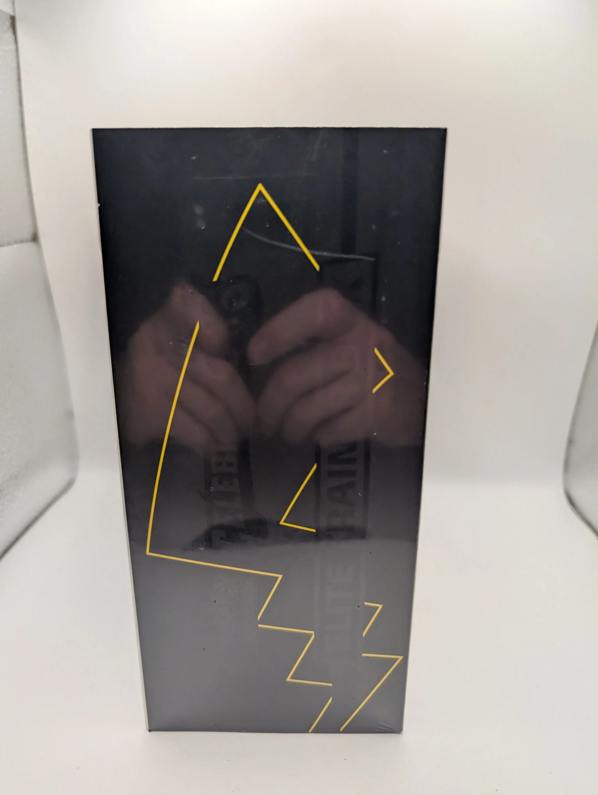 Pokémon TCG - Celebrations Elite Trainer Box ETB - NEW Factory SEALED English, photo 5 image 5