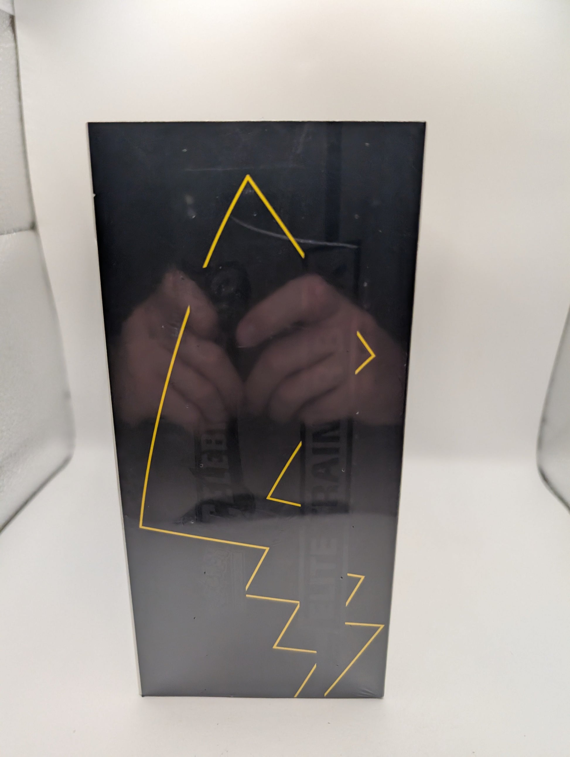 Pokemon TCG - Celebrations Elite Trainer Box ETB - NEW Factory SEALED English FRENLY BRICKS - Open 7 Days