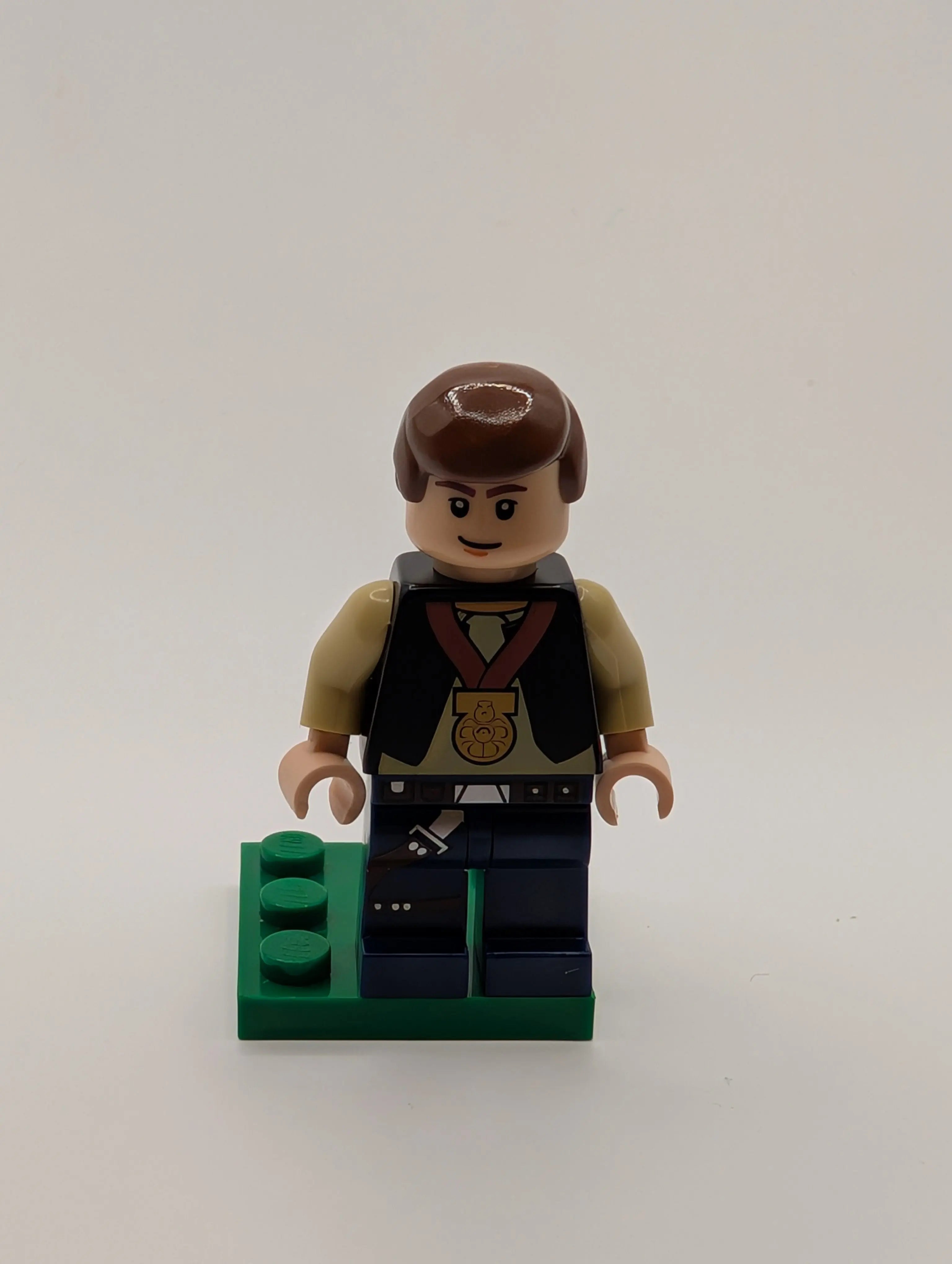 Han Solo Lego Luke With Medal LEGO Han Solo With Celebration Medal