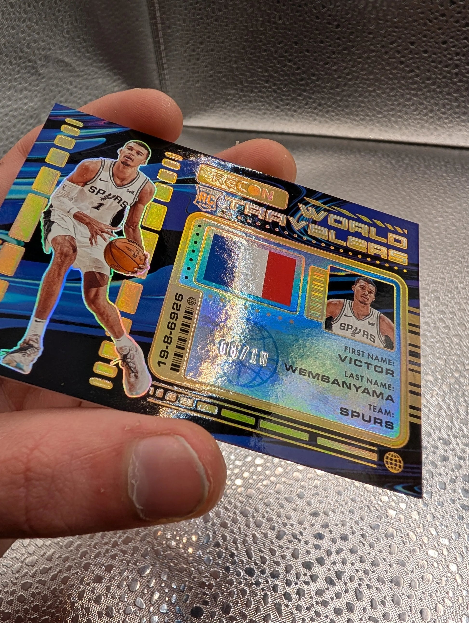 Victor Wembanyama 08/10 RC Recon World Travelers Panini FRENLY BRICKS - Open 7 Days