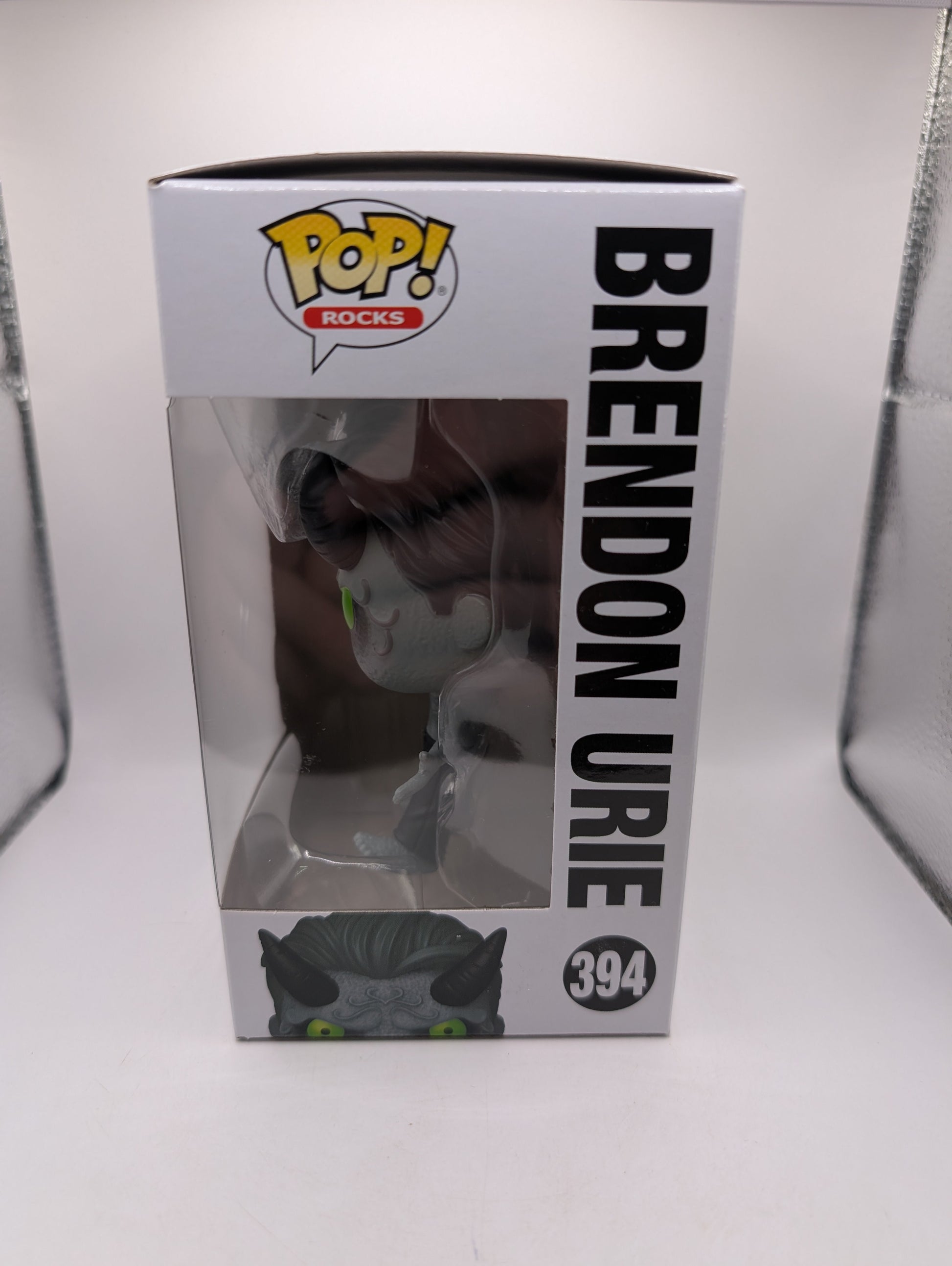 Funko Pop BRENDON URIE #394 Panic At The Disco Rocks Protector Vinyl Figure FRENLY BRICKS - Open 7 Days