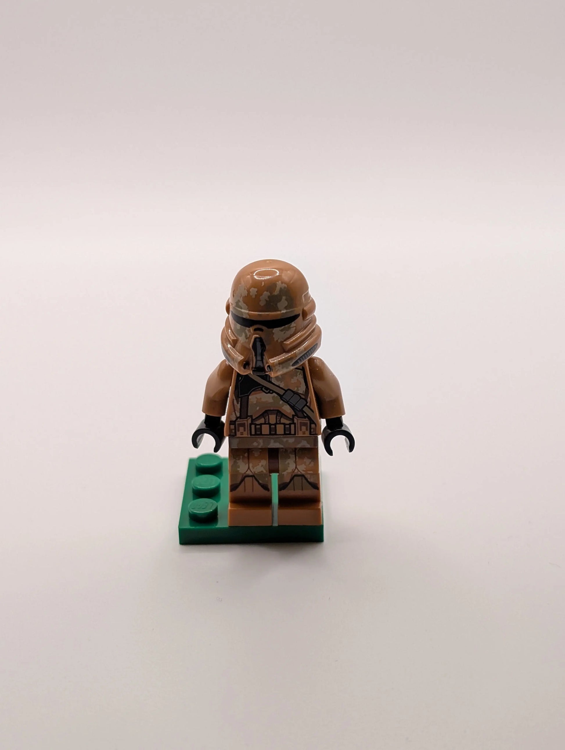 LEGO Clone Airborne Trooper Phase 2 Geonosis Camouflage, Smirk Minifigure sw0605 FRENLY BRICKS - Open 7 Days