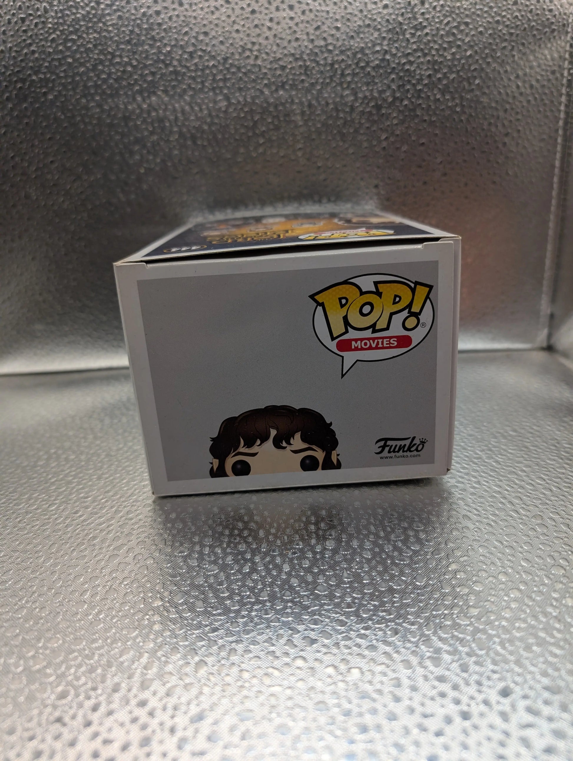 FUNKO Pop Vinyl Frodo Baggins The Lord Of The Rings #444 FRENLY BRICKS - Open 7 Days