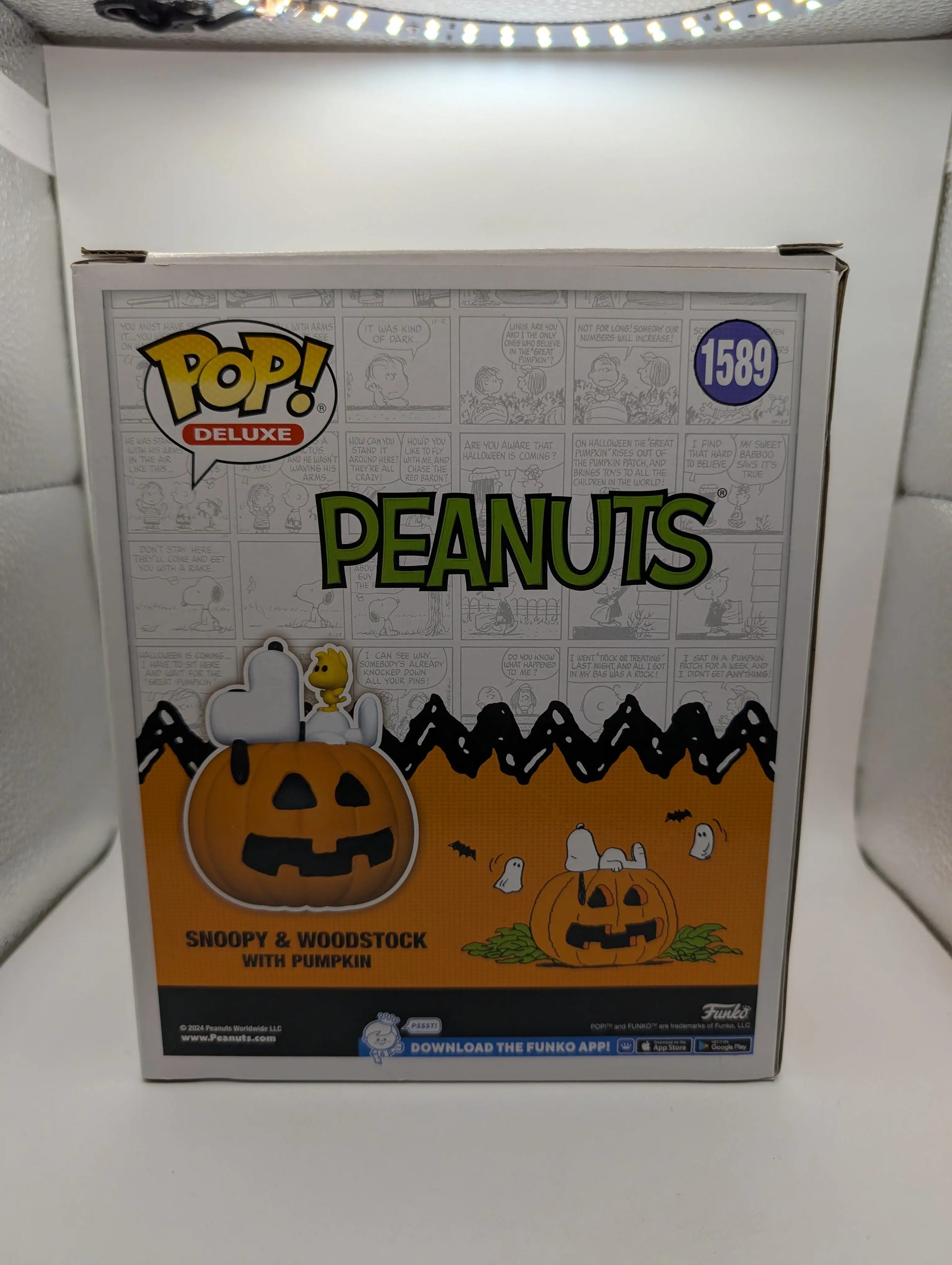 Funko Pop Deluxe Peanuts Great Pumpkin Snoopy & Woodstock 6inch #1589 Vinyl FRENLY BRICKS - Open 7 Days image 3