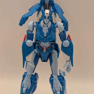 TRANSFORMERS GENERATIONS THRILLING 30TH ANNIVERSARY DELUXE CLASS CHROMIA