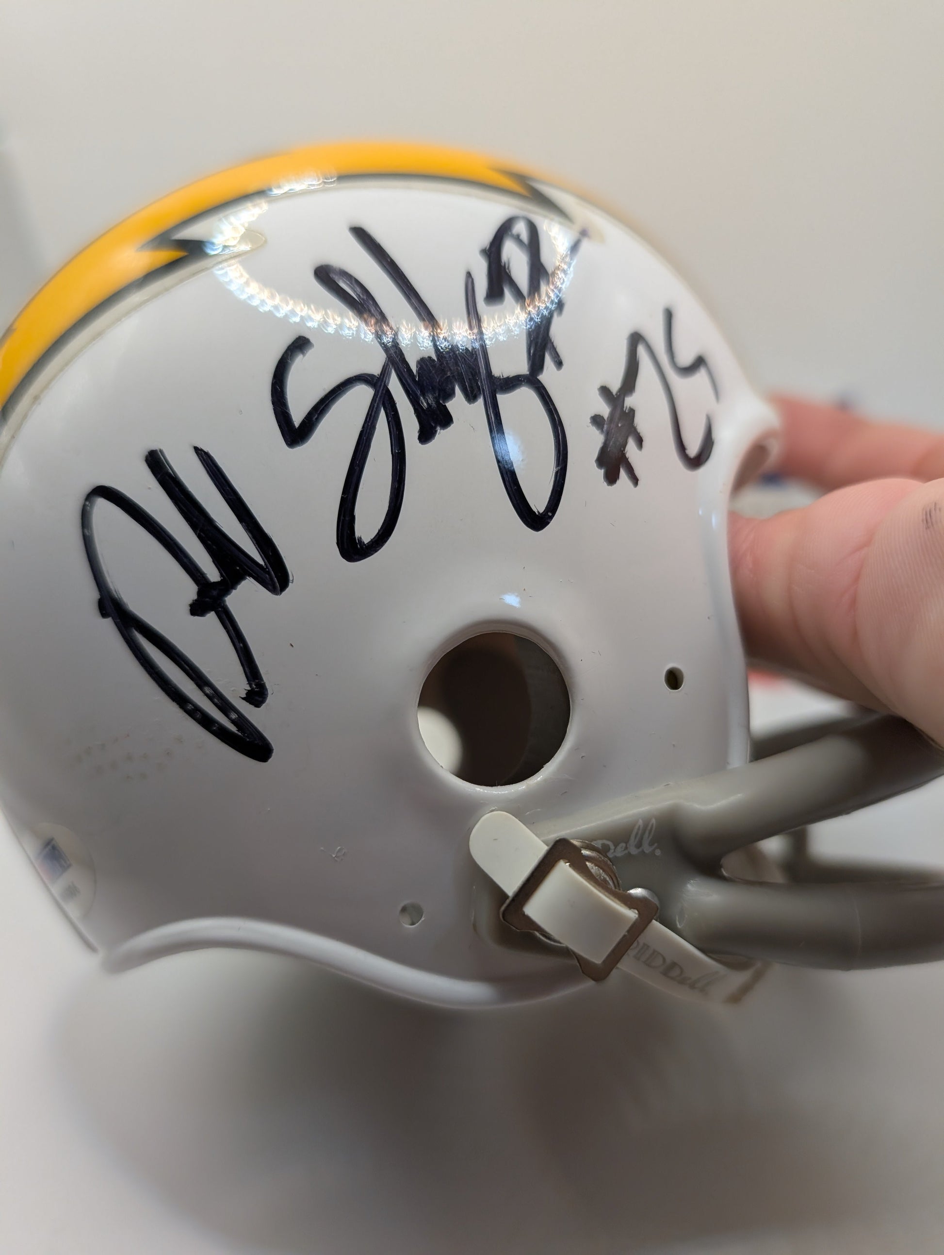 Mini-Helmet: SIGNER DARRELL STUCKEY Rookiegraph Auto Chargers NFL Multi Auto FRENLY BRICKS - Open 7 Days