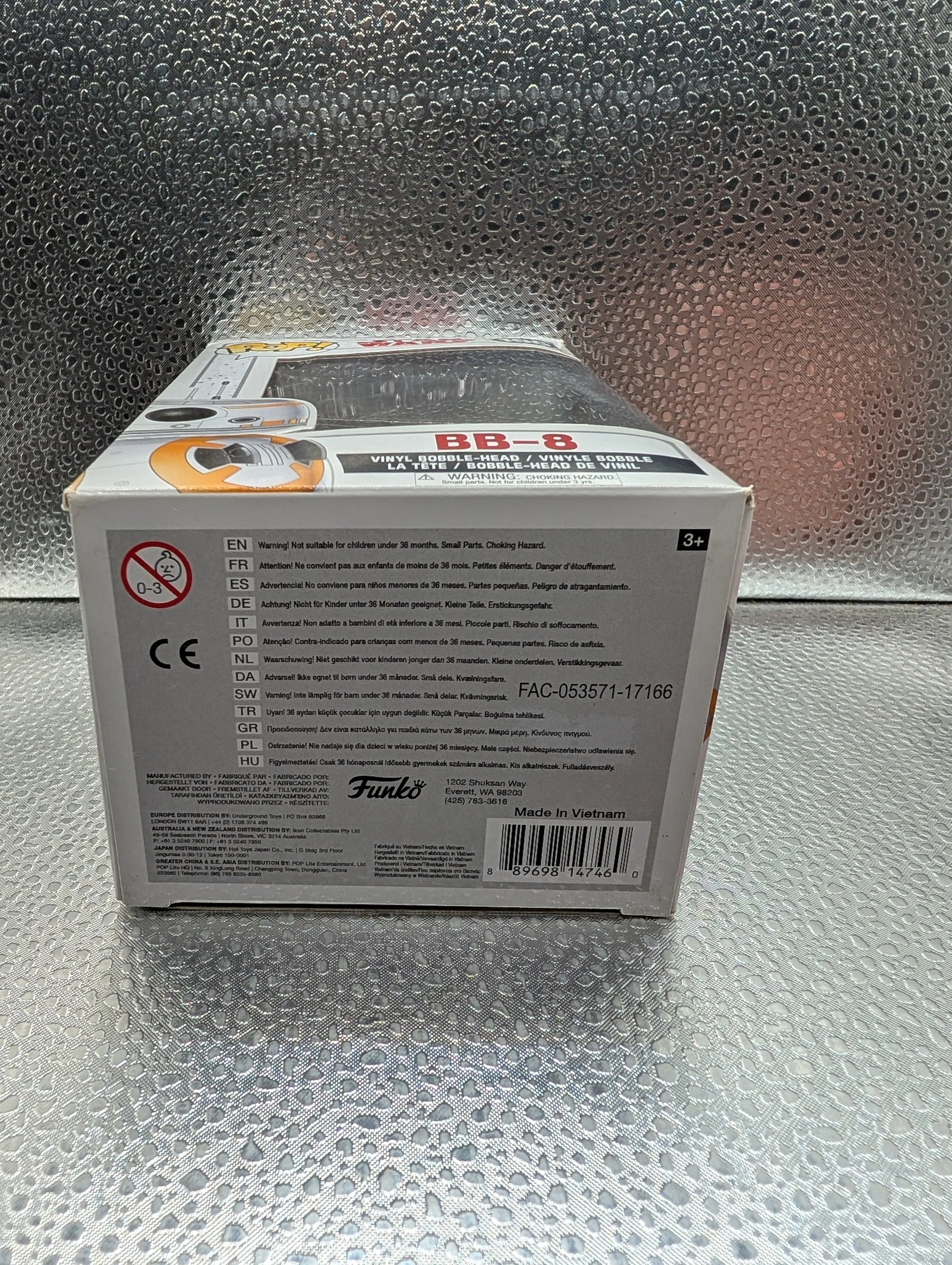 FUNKO Pop Vinyl Bb-8 Star Wars #196 FRENLY BRICKS - Open 7 Days