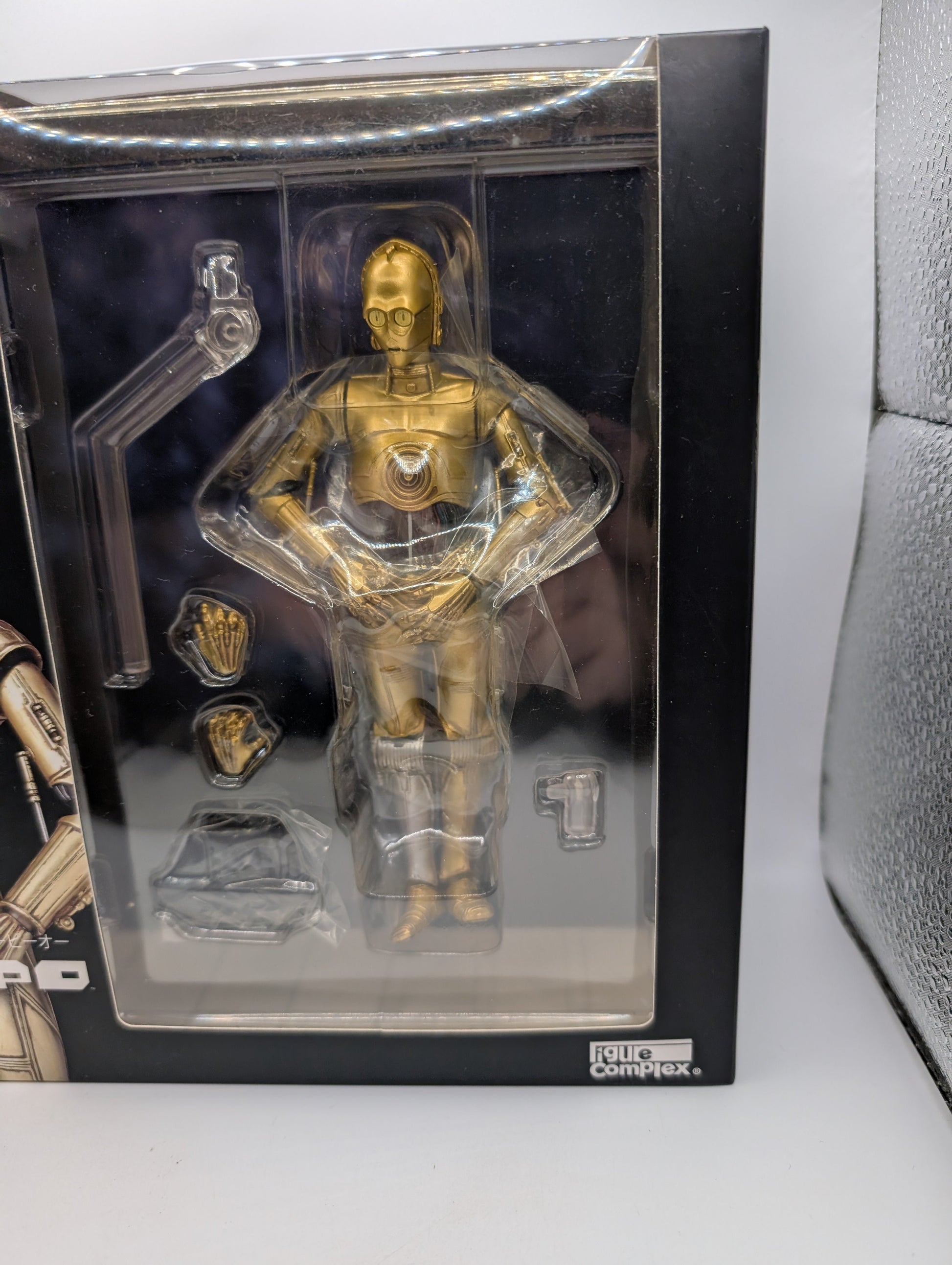 C3PO Star Wars Revoltech New and Rare Kaiyodo ~ HIGHLY COLLECTIBLE FRENLY BRICKS - Open 7 Days