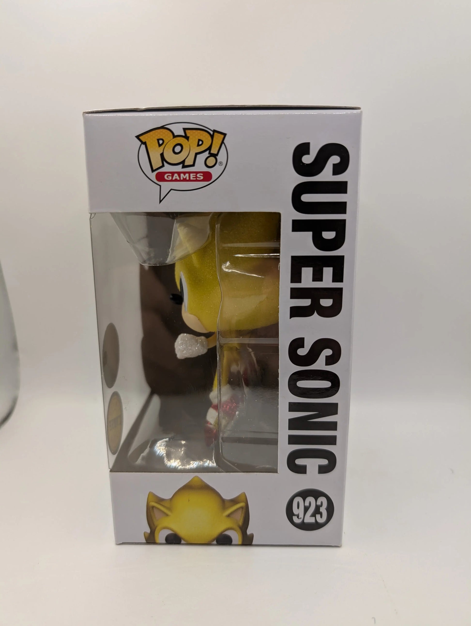 Games Funko Pop - Super Sonic (Chase) - Sonic the Hedgehog - No. 923 FRENLY BRICKS - Open 7 Days