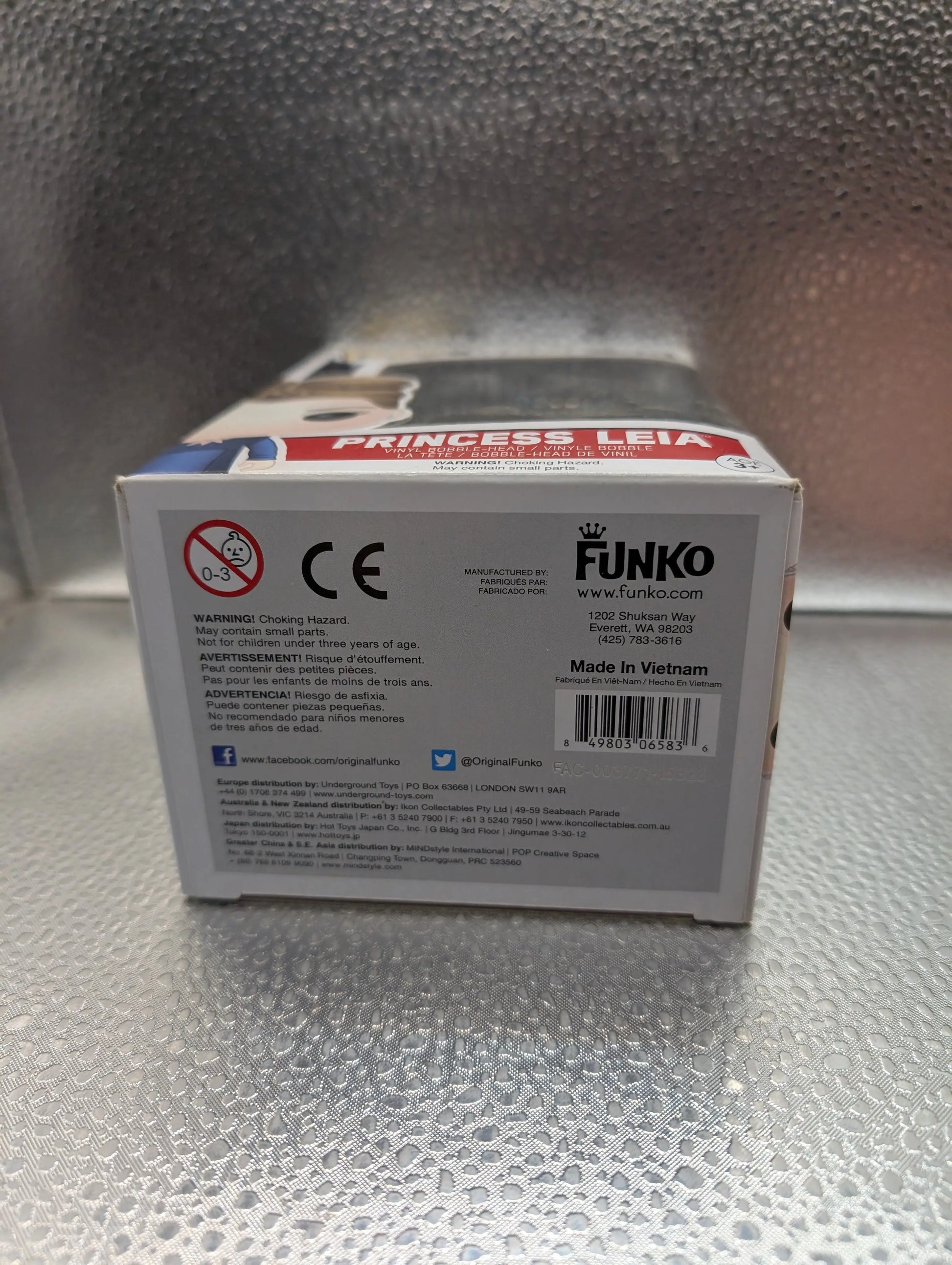 FUNKO Pop Vinyl Princess Leia Star Wars #80 FRENLY BRICKS - Open 7 Days