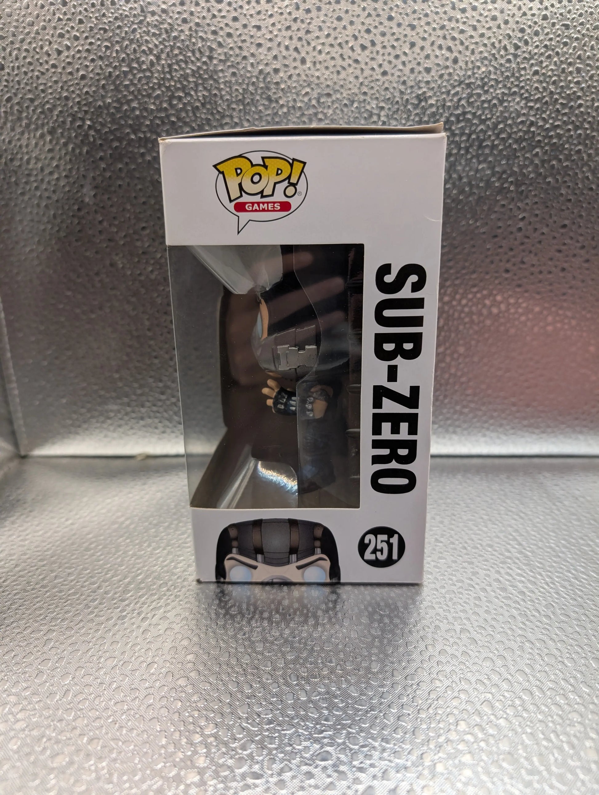 FUNKO Pop Vinyl Sub-Zero #251 FRENLY BRICKS - Open 7 Days