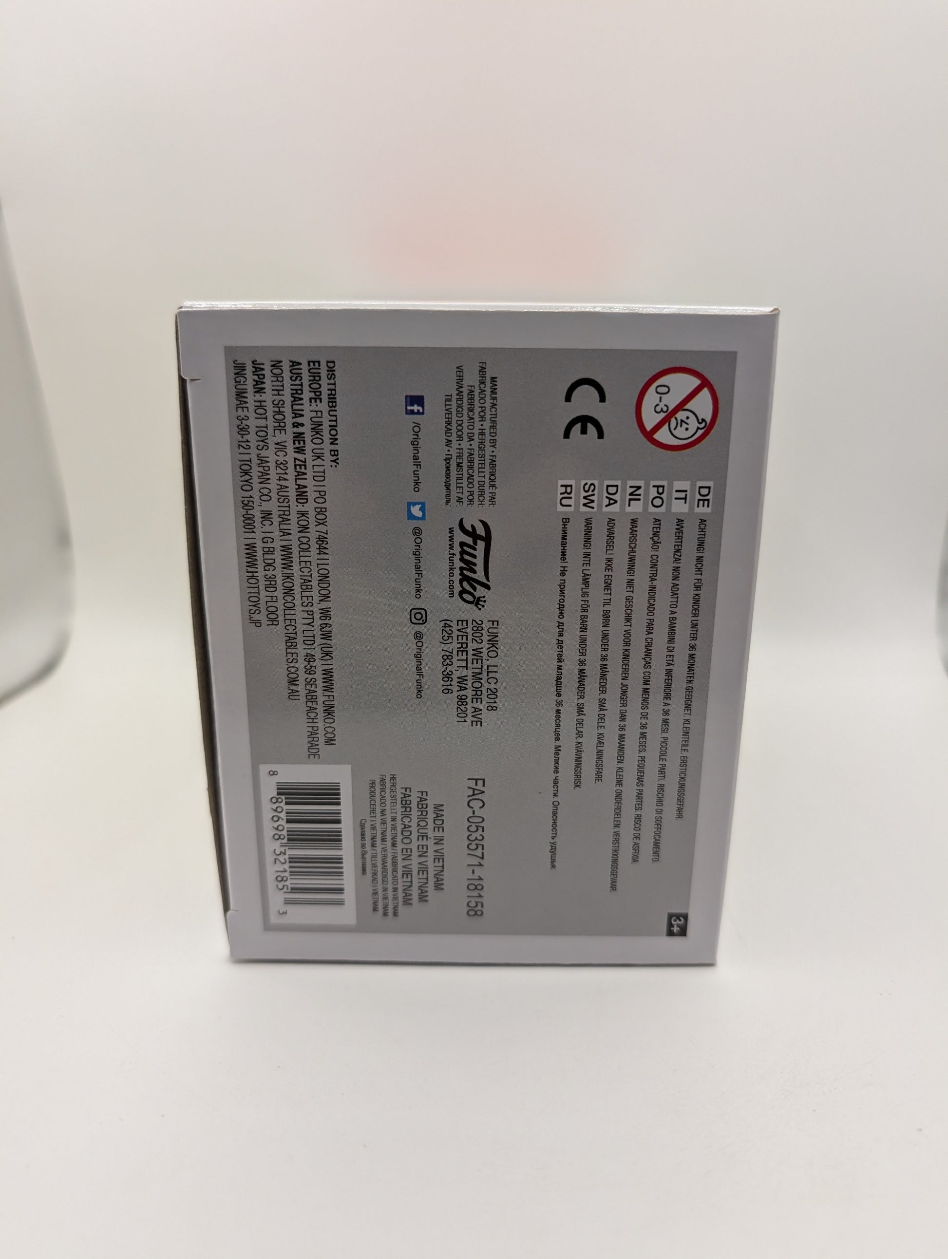 #427 Firefighter Mickey Disney Funko POP! Vinyl Figure The True Original Vaulted