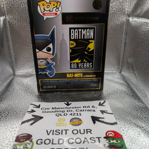 Funko Pop! DC 300 BATMITE 4