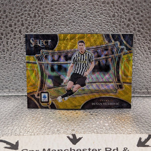 2023-24 Panini Select Serie A - Field Level Dusan Vlahovic #226 Gold Wave Prizm /10 FRENLY BRICKS - Open 7 Days