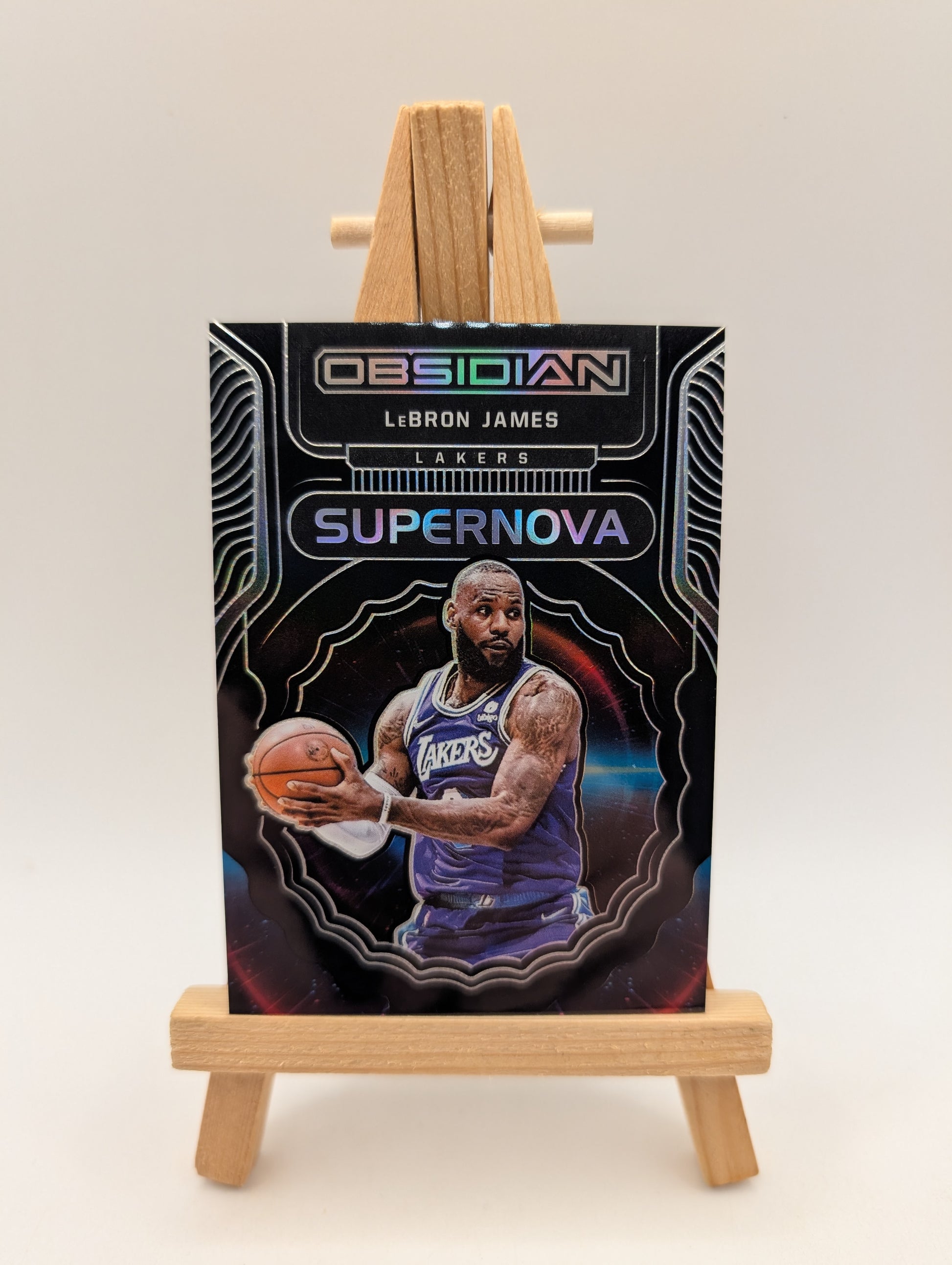 2021-22 Panini Obsidian Lebron James Supernova /99 Lakers SP