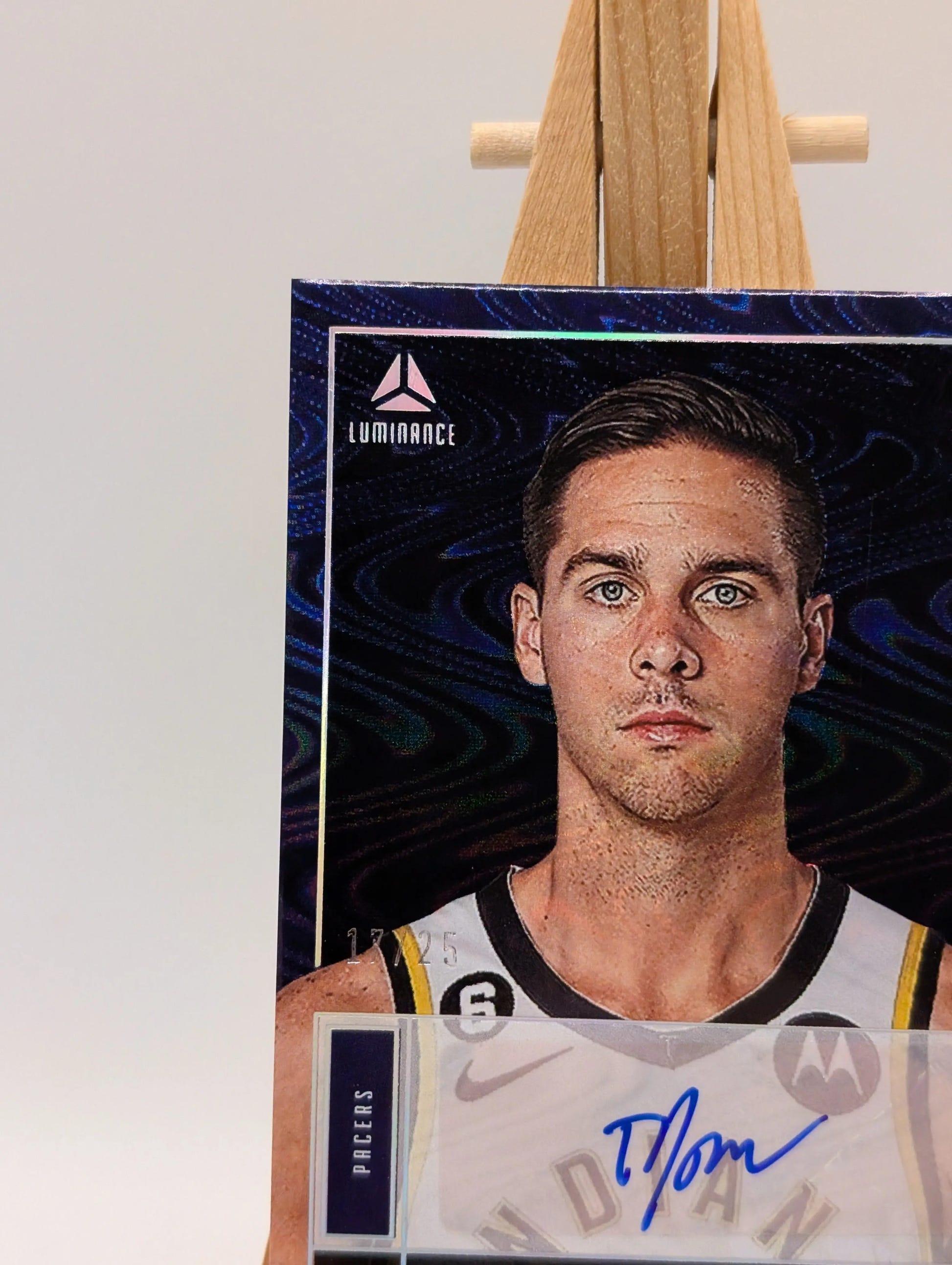 2022-23 Panini Chronicles Luminance TJ McConnell /25 Auto Portrait FRENLY BRICKS - Open 7 Days image 2