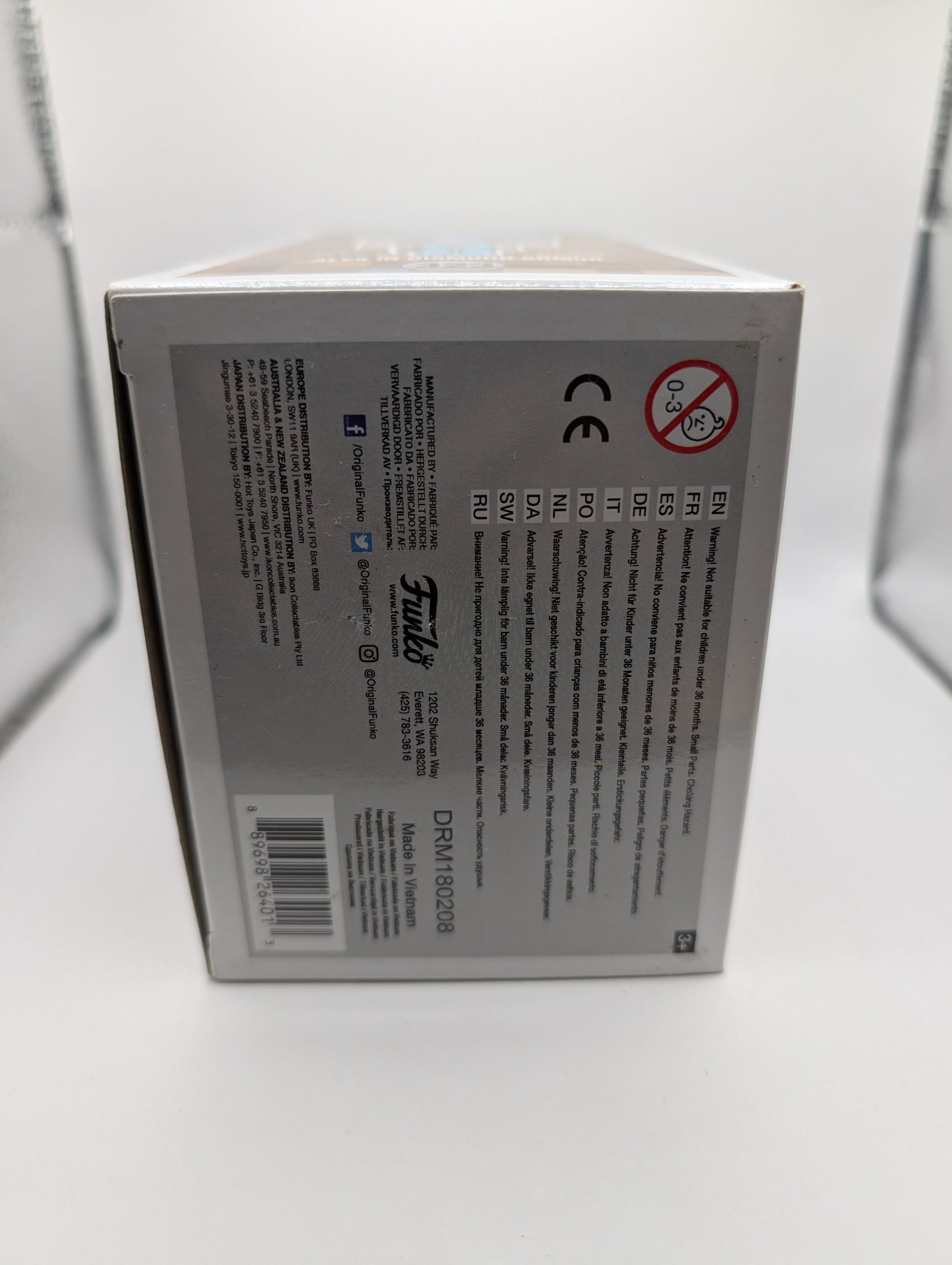 Funko Pop!  Minecraft - Alex In Diamond Armor # 323 2018 vaulted FRENLY BRICKS - Open 7 Days