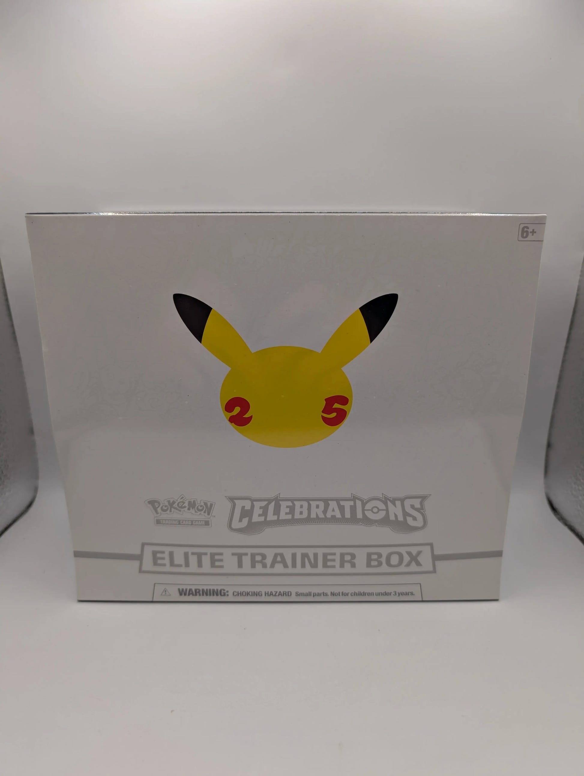 Pokémon TCG - Celebrations Elite Trainer Box ETB - NEW Factory SEALED English image 1