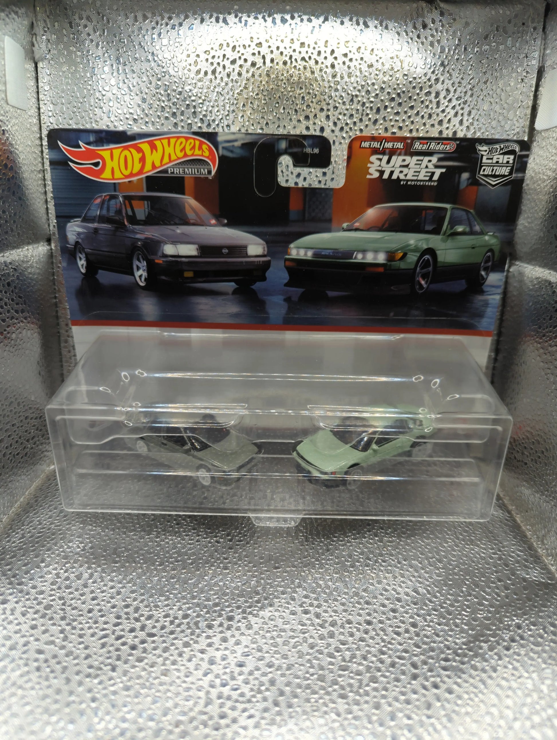 Hot Wheels Premium 2 Pack ’91 NISSAN SENTRA SE-R / SILVIA (S13) FRENLY BRICKS - Open 7 Days