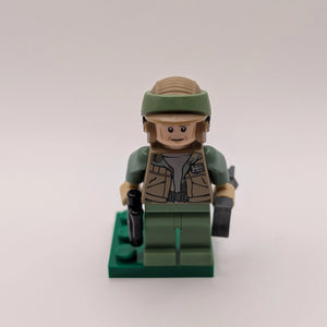 LEGO Star Wars Endor Rebel Commando minifig 9489 FRENLY BRICKS - Open 7 Days