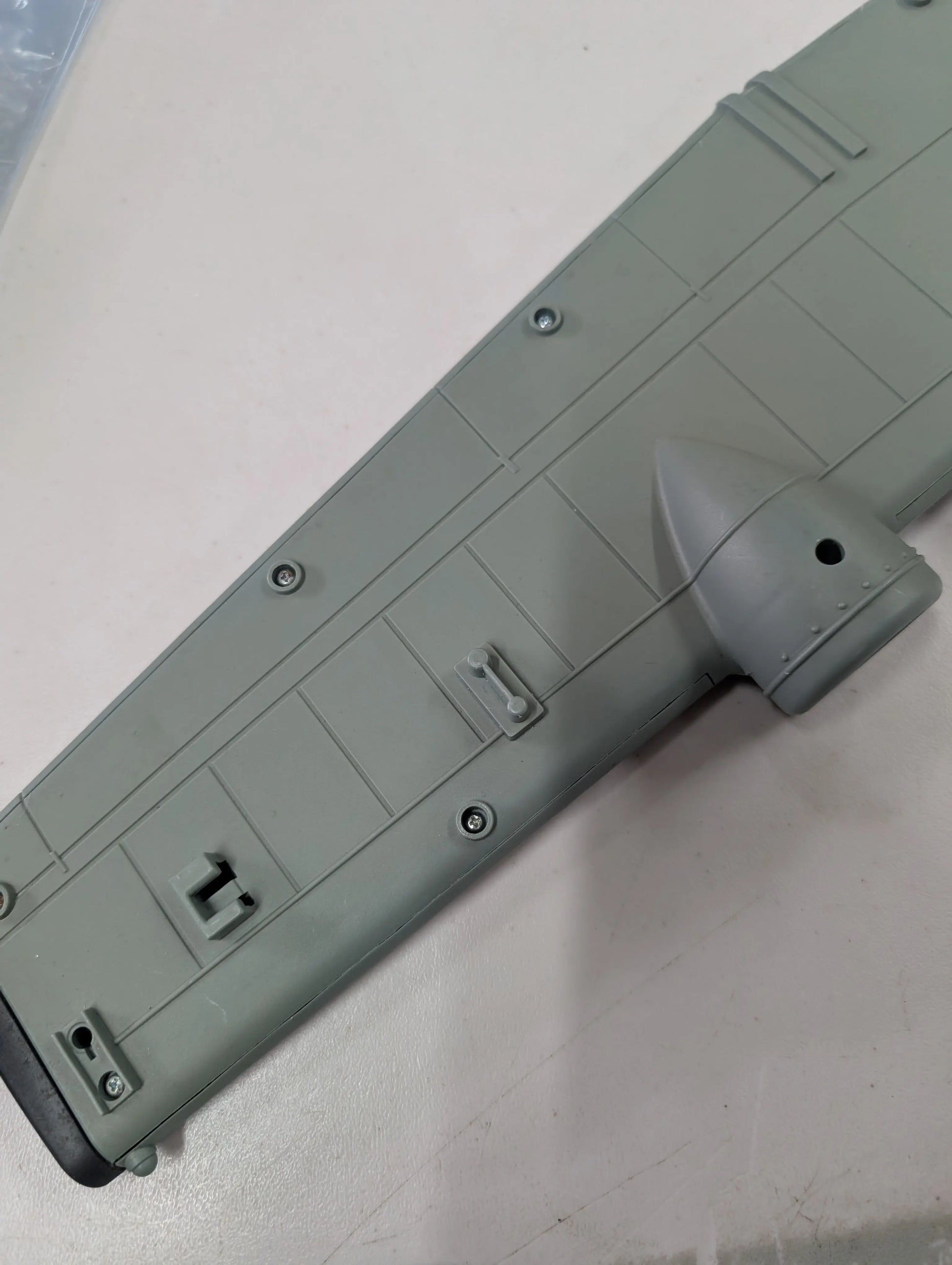 Wing from plane see pics FRENLY BRICKS - Open 7 Days