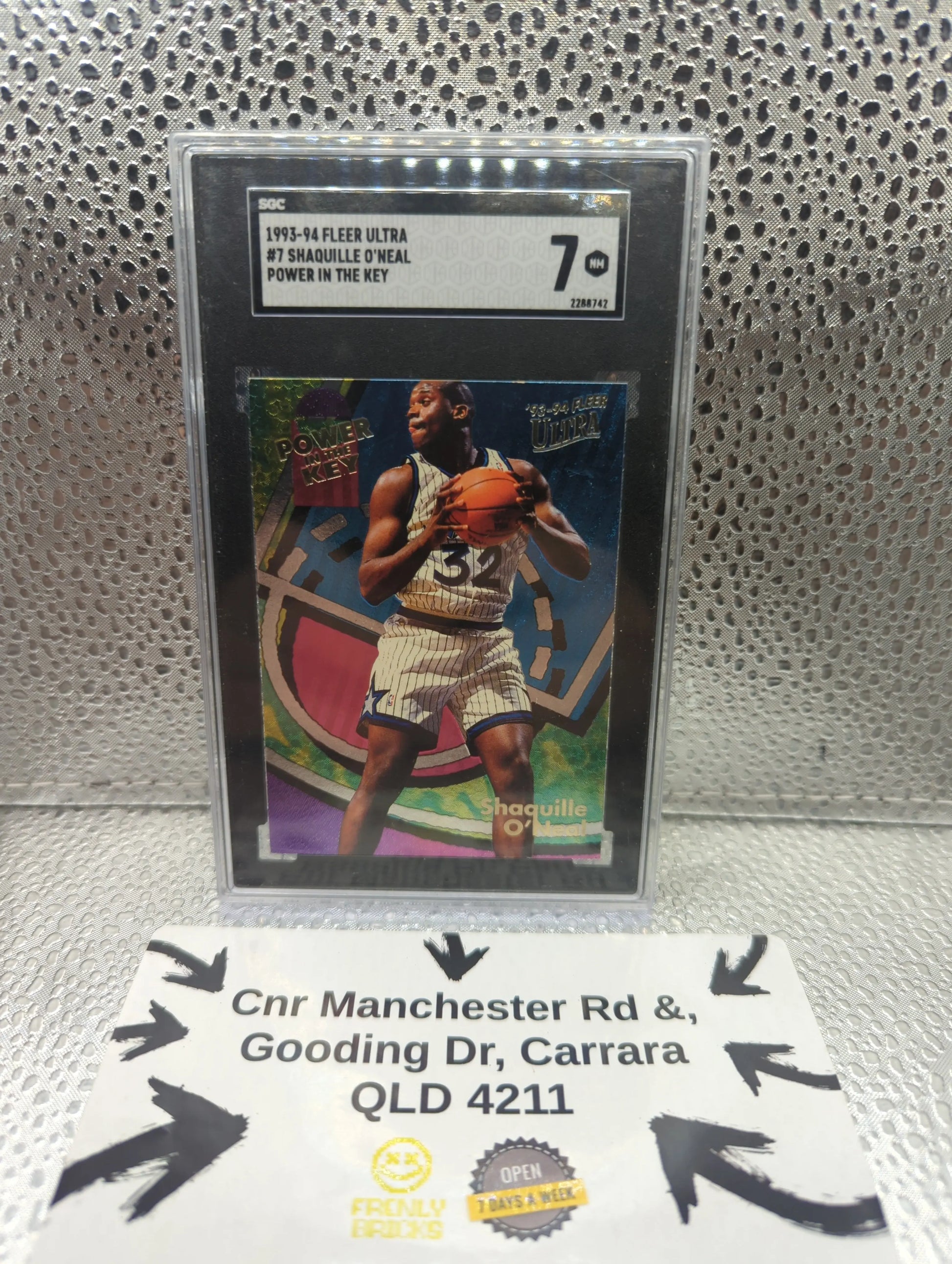 1993-94 Fleer Ultra #7 Shaquille O'Neal POWER IN THE KEY SGC 7 GRADED FRENLY BRICKS - Open 7 Days