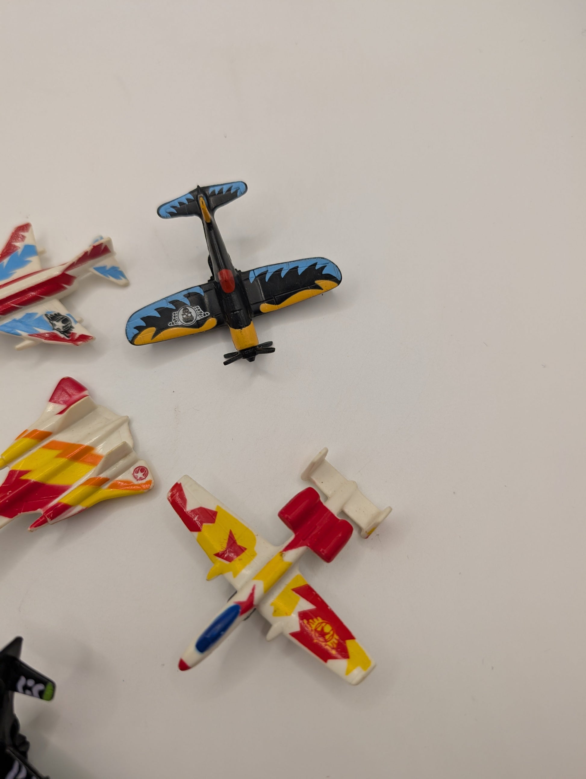 Vintage 1988 Matchbox Ring Raiders Skull Squadron Micro Machine Toy Airplanes LOT FRENLY BRICKS - Open 7 Days