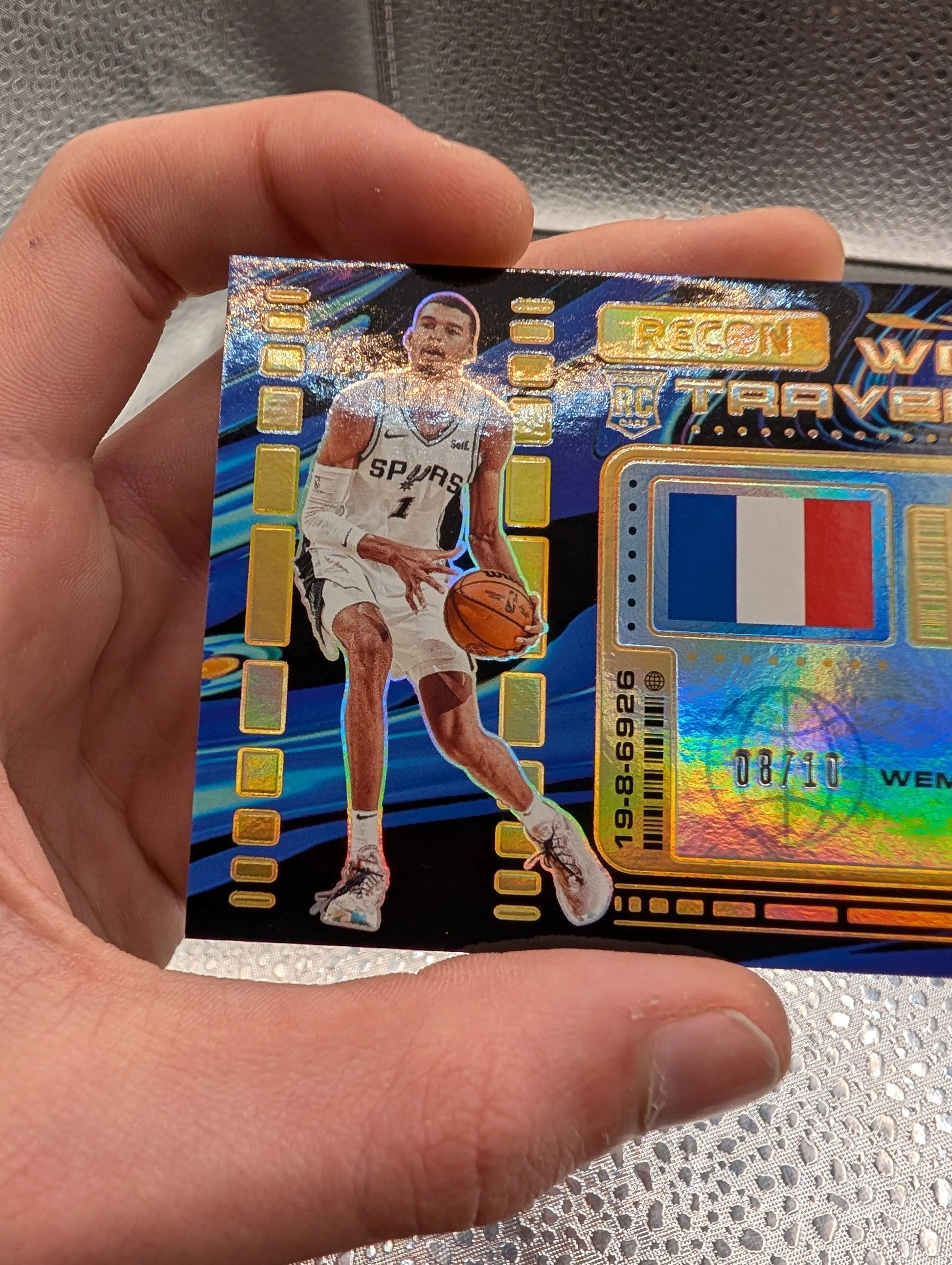 Victor Wembanyama 08/10 RC Recon World Travelers Panini FRENLY BRICKS - Open 7 Days