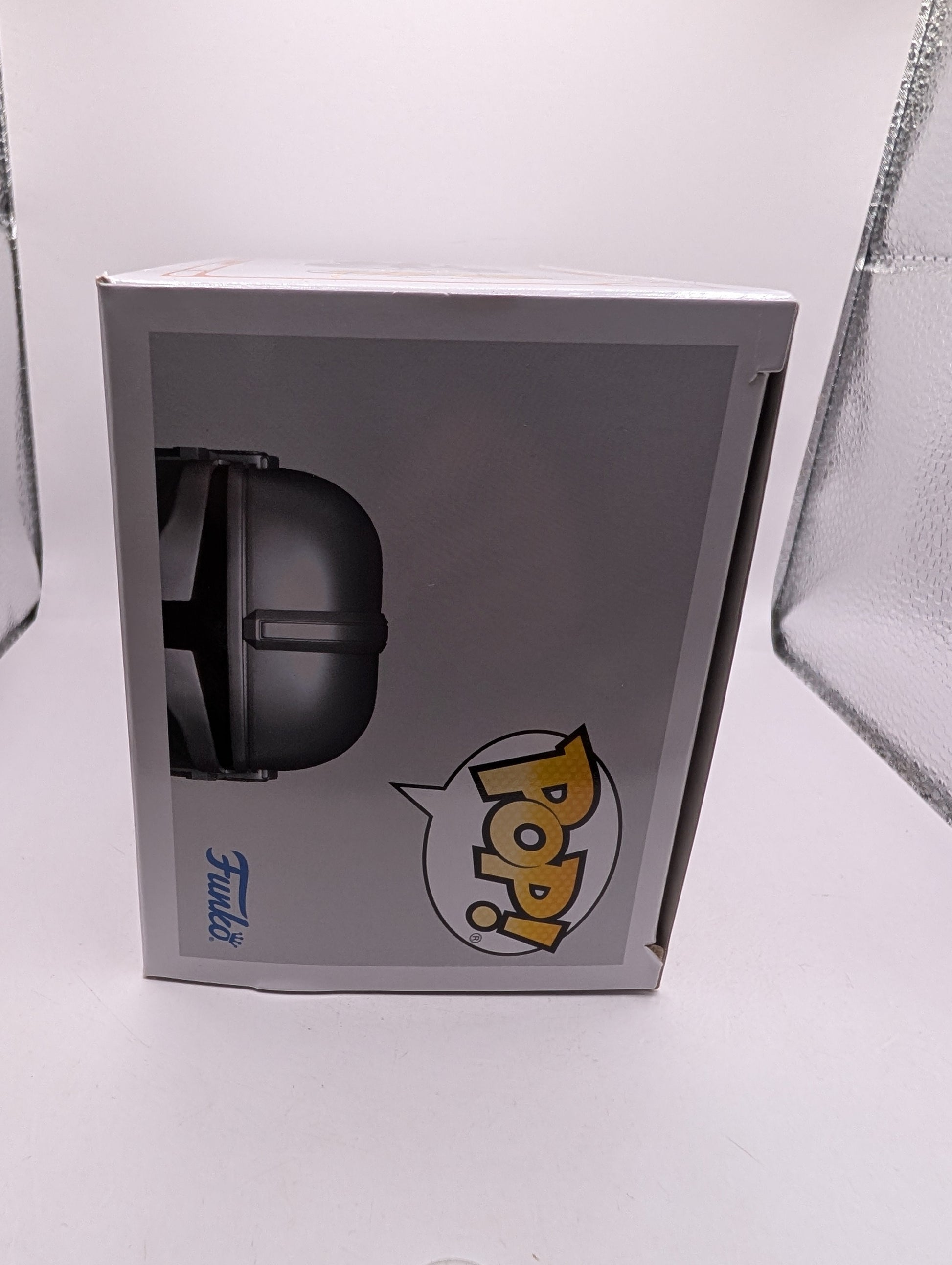 Funko Pop! Star Wars The Mandalorian with Darksaber #663 FRENLY BRICKS - Open 7 Days