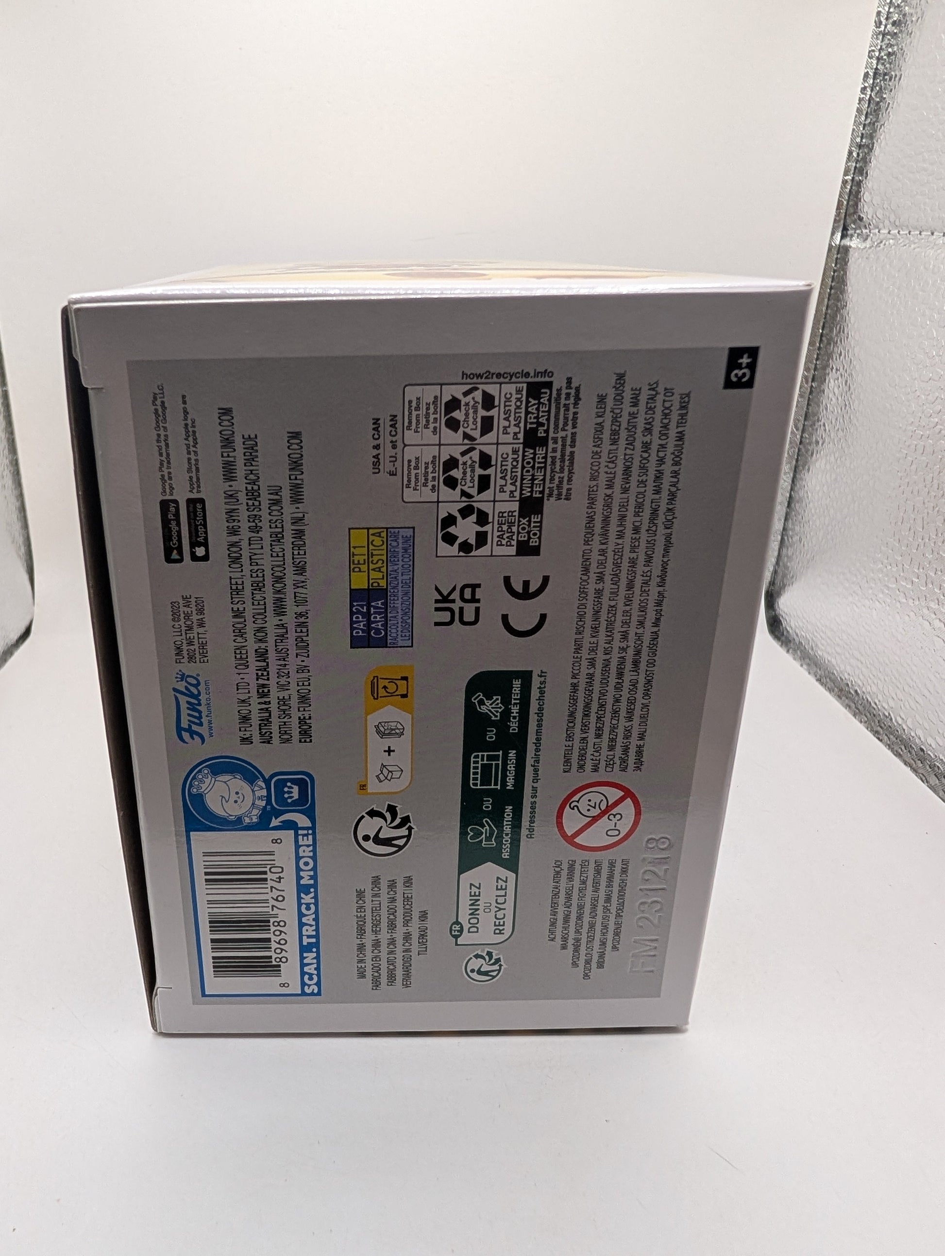 TRIGUN #1561 Vash The Stampede w/Punisher Cross Funko Pop! FRENLY BRICKS - Open 7 Days