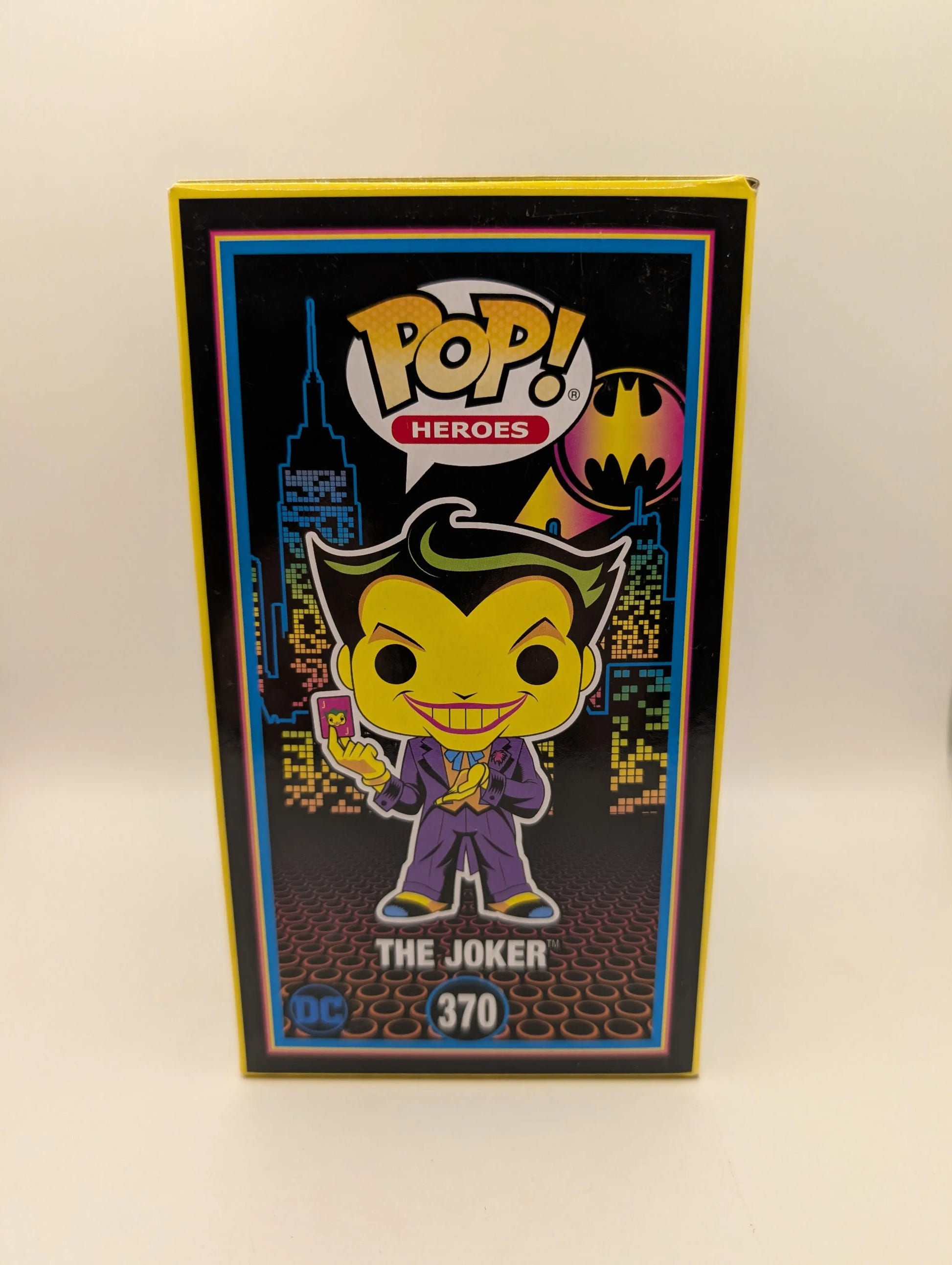 Funko Pop! Heroes - The Joker - Vinyl Figure #370 Black Light Glow FRENLY BRICKS - Open 7 Days image 2
