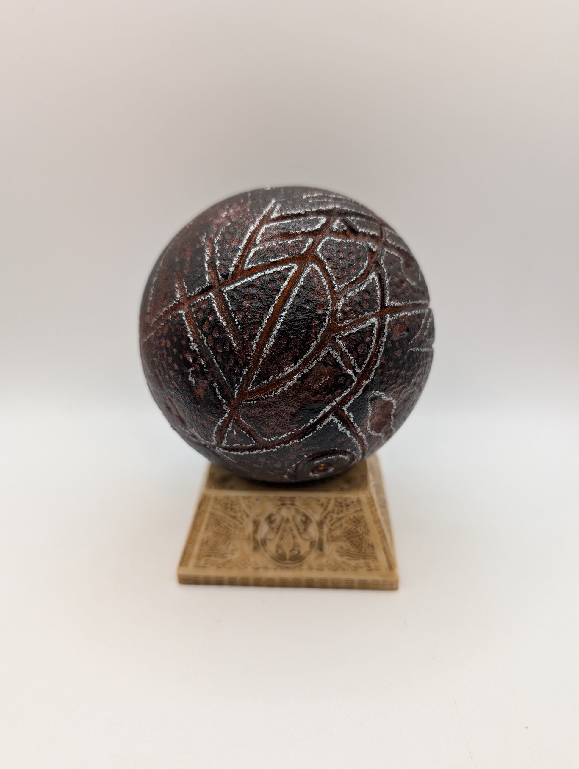 Assassin's Creed Apple Of Eden Collectible - 2016 Movie Version No Box