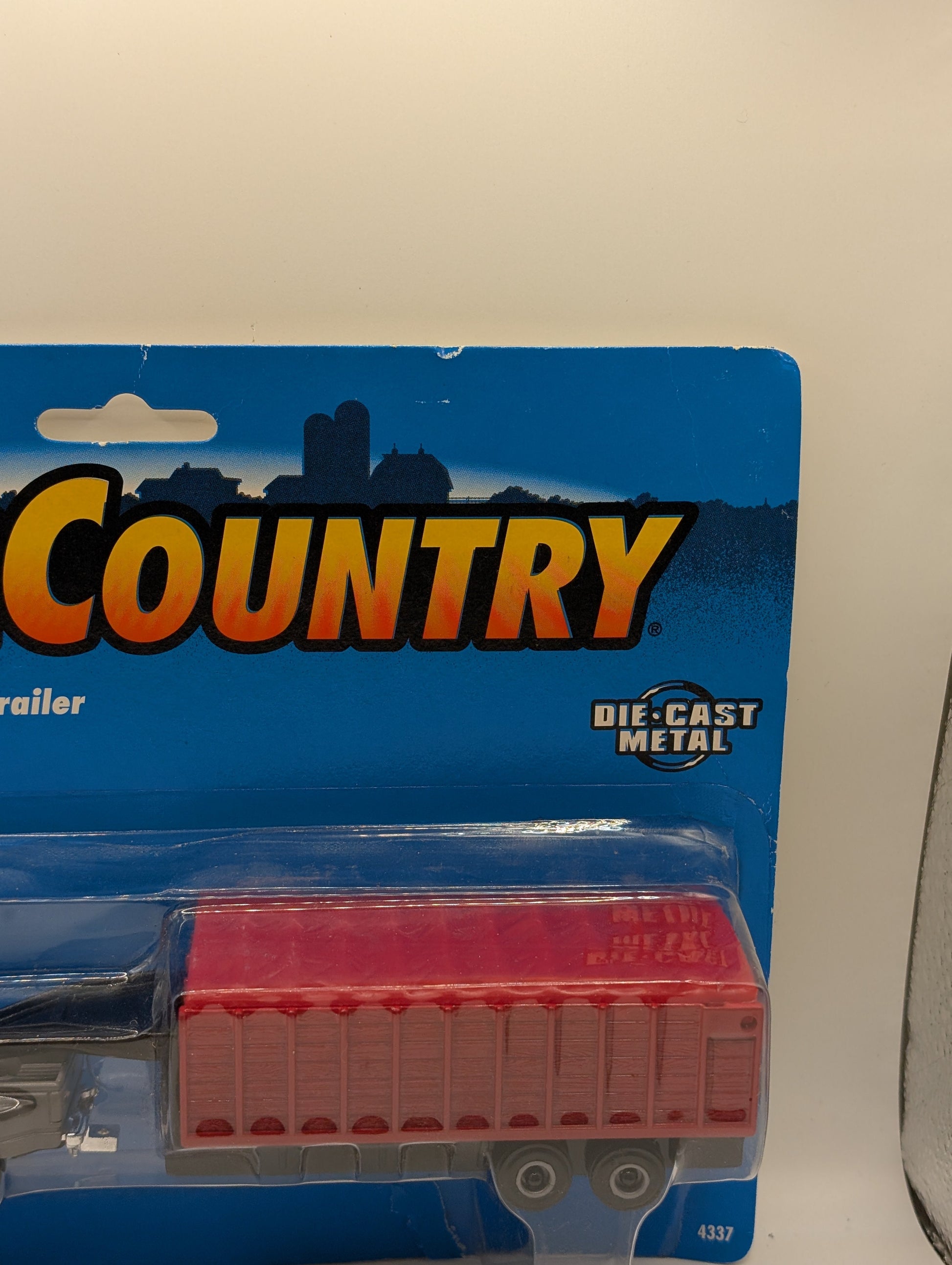 1/64 Farm Country Dually Pickup with Grain Trailer - new in package FRENLY BRICKS - Open 7 Days