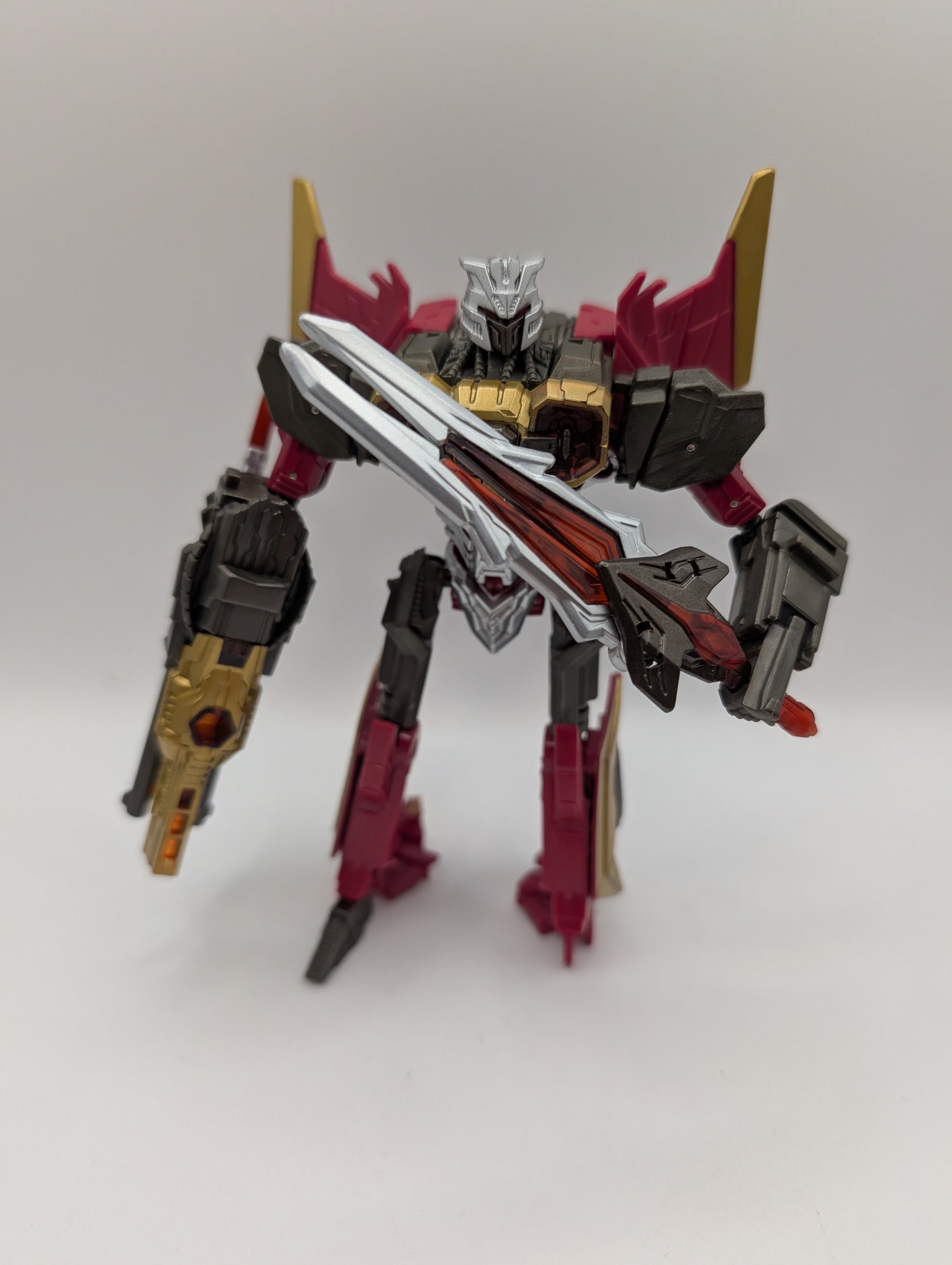 Transformers Generations Fall Of Cybertron AIR RAID Deluxe Complete Figure Foc