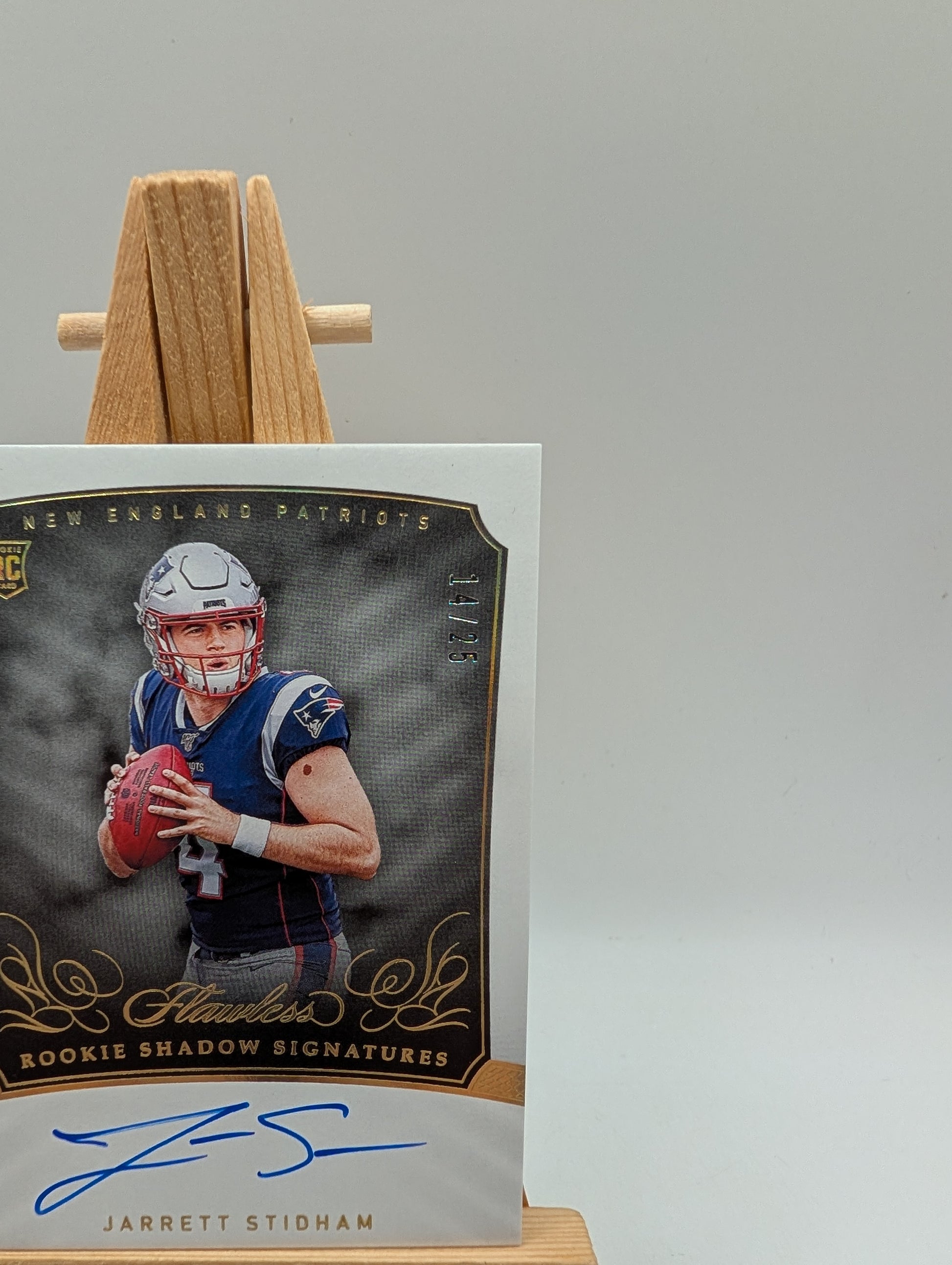 2019 Flawless Jarrett Stidham RC Shadow Signatures Gold ON CARD Auto /25 RSS-JS