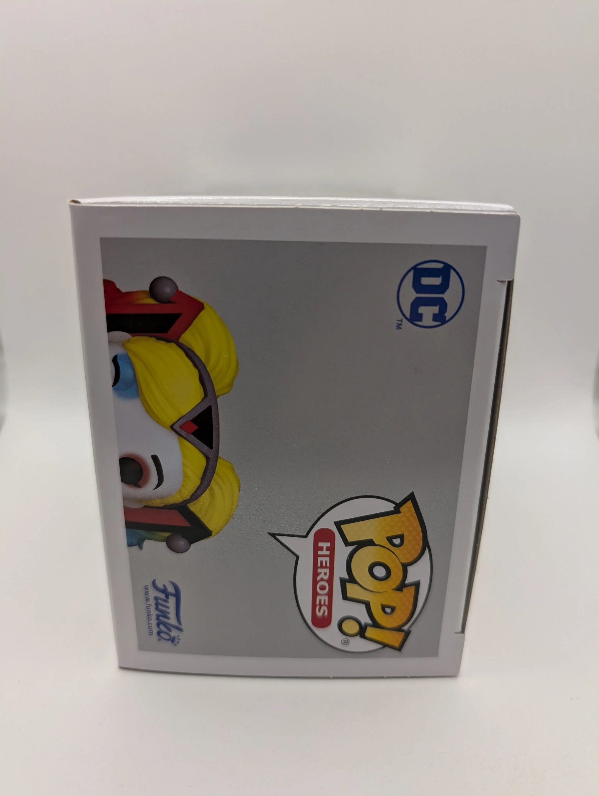 DC Comics - Harley Quinn on Apokolips Pop! Vinyl Figure #450 FRENLY BRICKS - Open 7 Days image 3