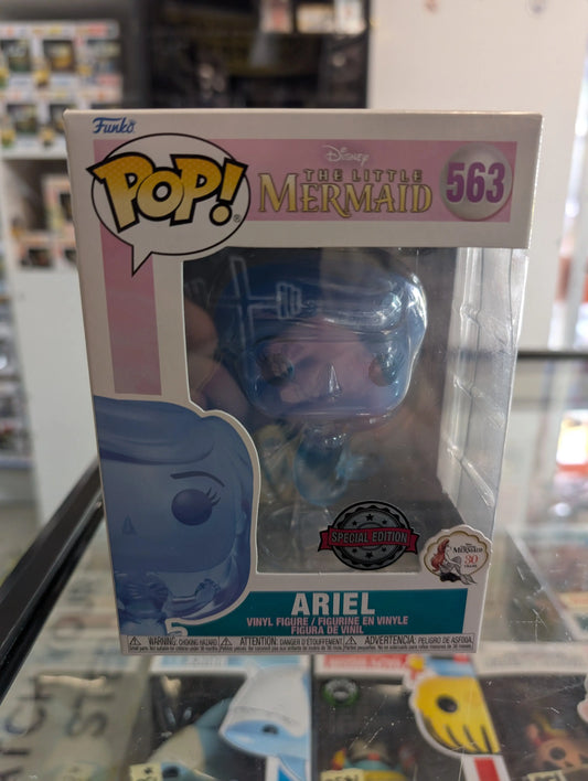FUNKO POP VINYL LITTLE MERMAID ARIEL WITH BAG BLUE TRANSPARENT #563 EXCLUSIVE FRENLY BRICKS - Open 7 Days