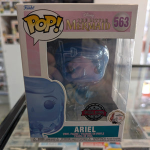 FUNKO POP VINYL LITTLE MERMAID ARIEL WITH BAG BLUE TRANSPARENT #563 EXCLUSIVE FRENLY BRICKS - Open 7 Days
