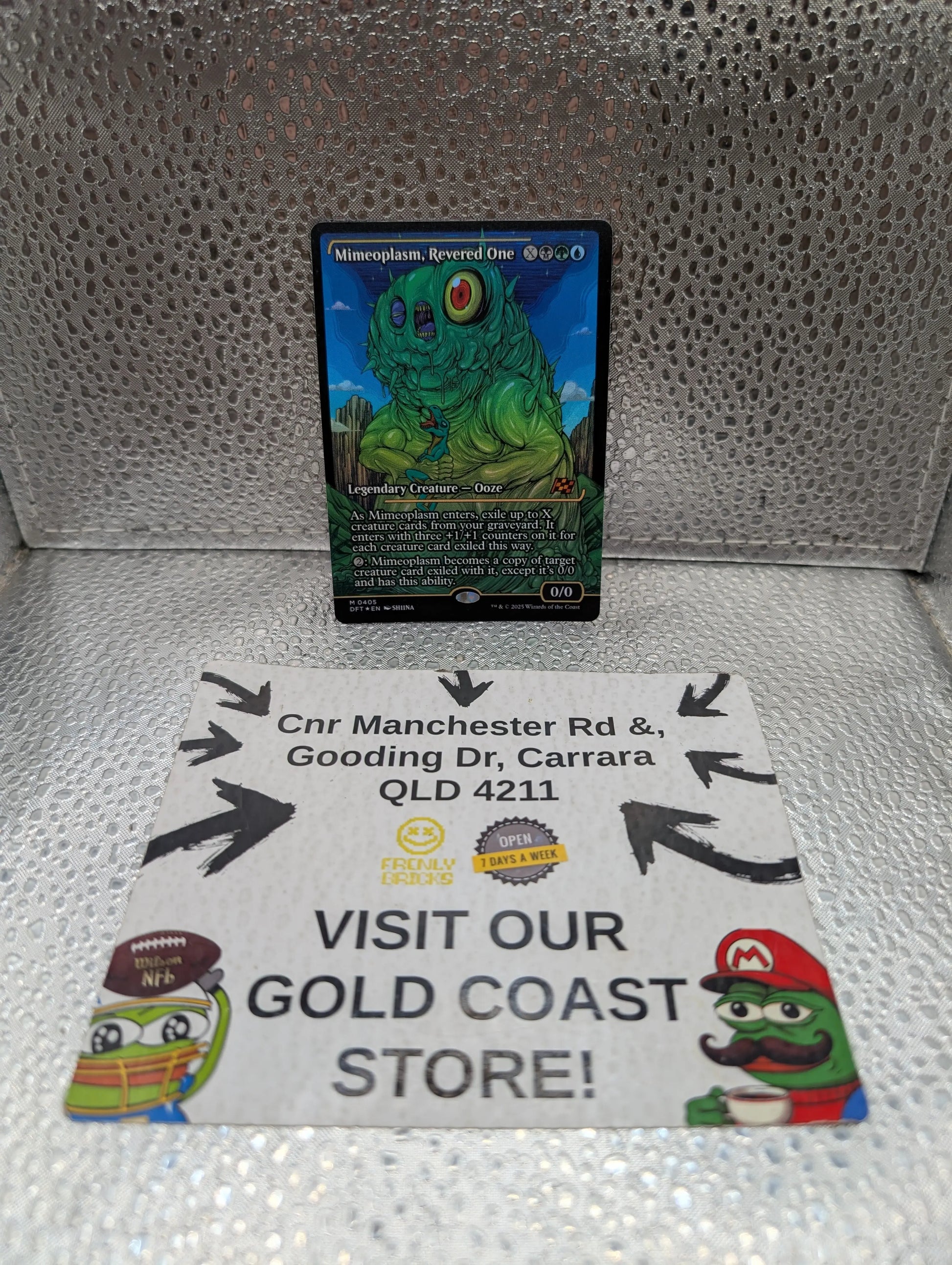 Aetherdrift Variants Mimeoplasm, Revered One - Foil - Showcase 0405 FRENLY BRICKS - Open 7 Days