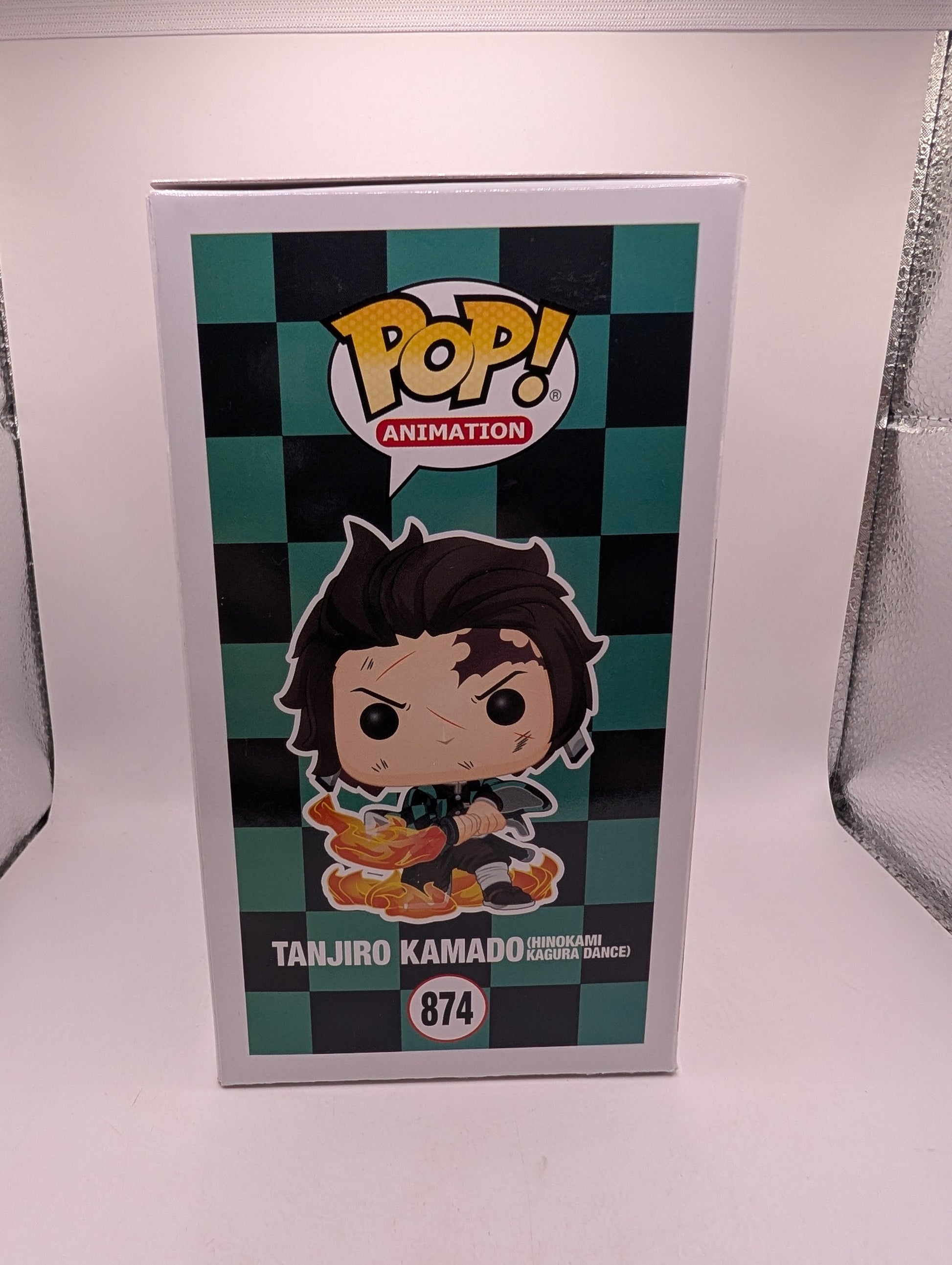 FUNKO POP Vinyl Demon Slayer TANJIRO KAMADO #874 GLOW CHASE Limited Edition FRENLY BRICKS - Open 7 Days