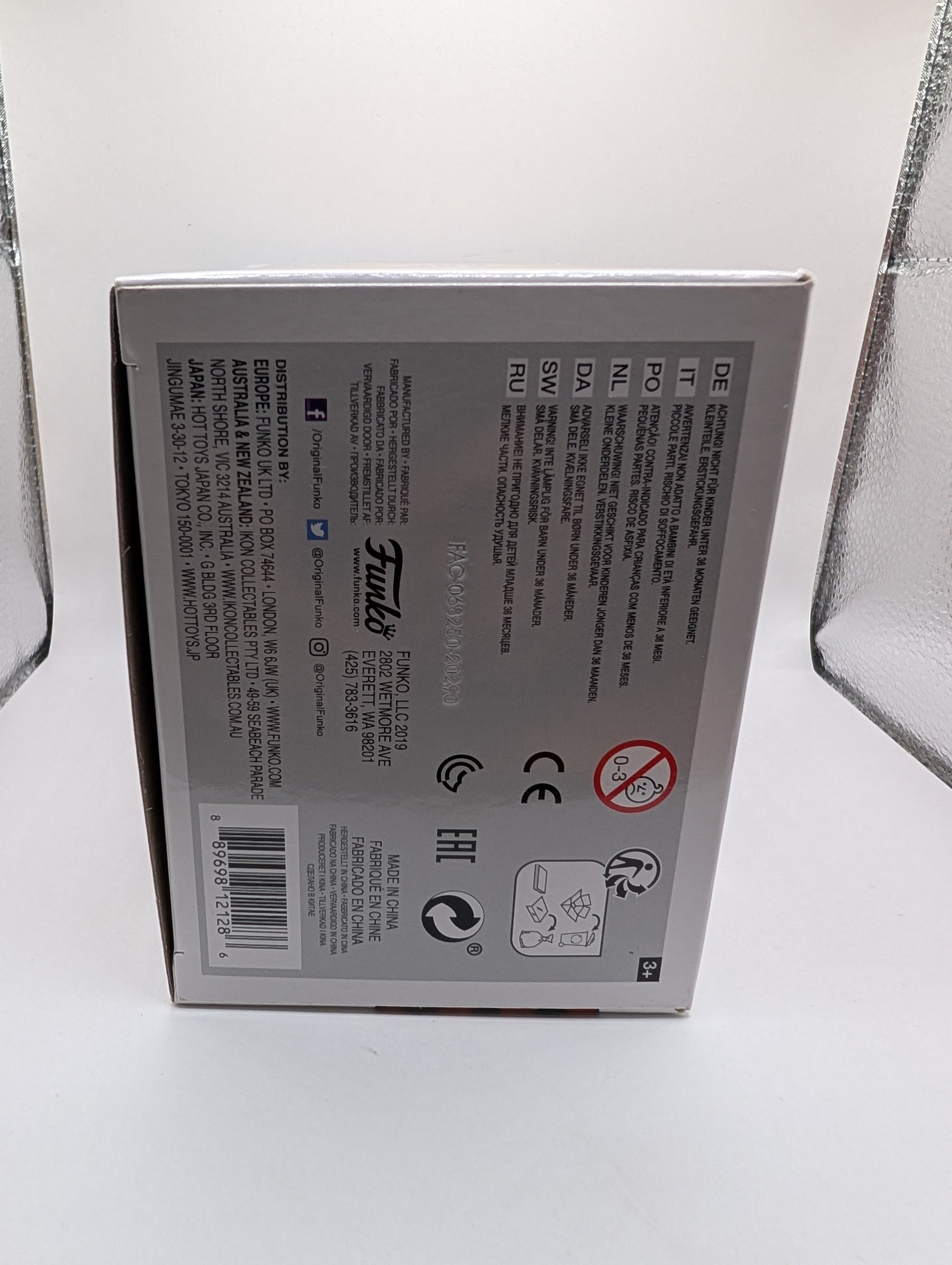 Funko Pop! - Disney: Winnie the Pooh - Winnie the Pooh #252 - Flocked FRENLY BRICKS - Open 7 Days