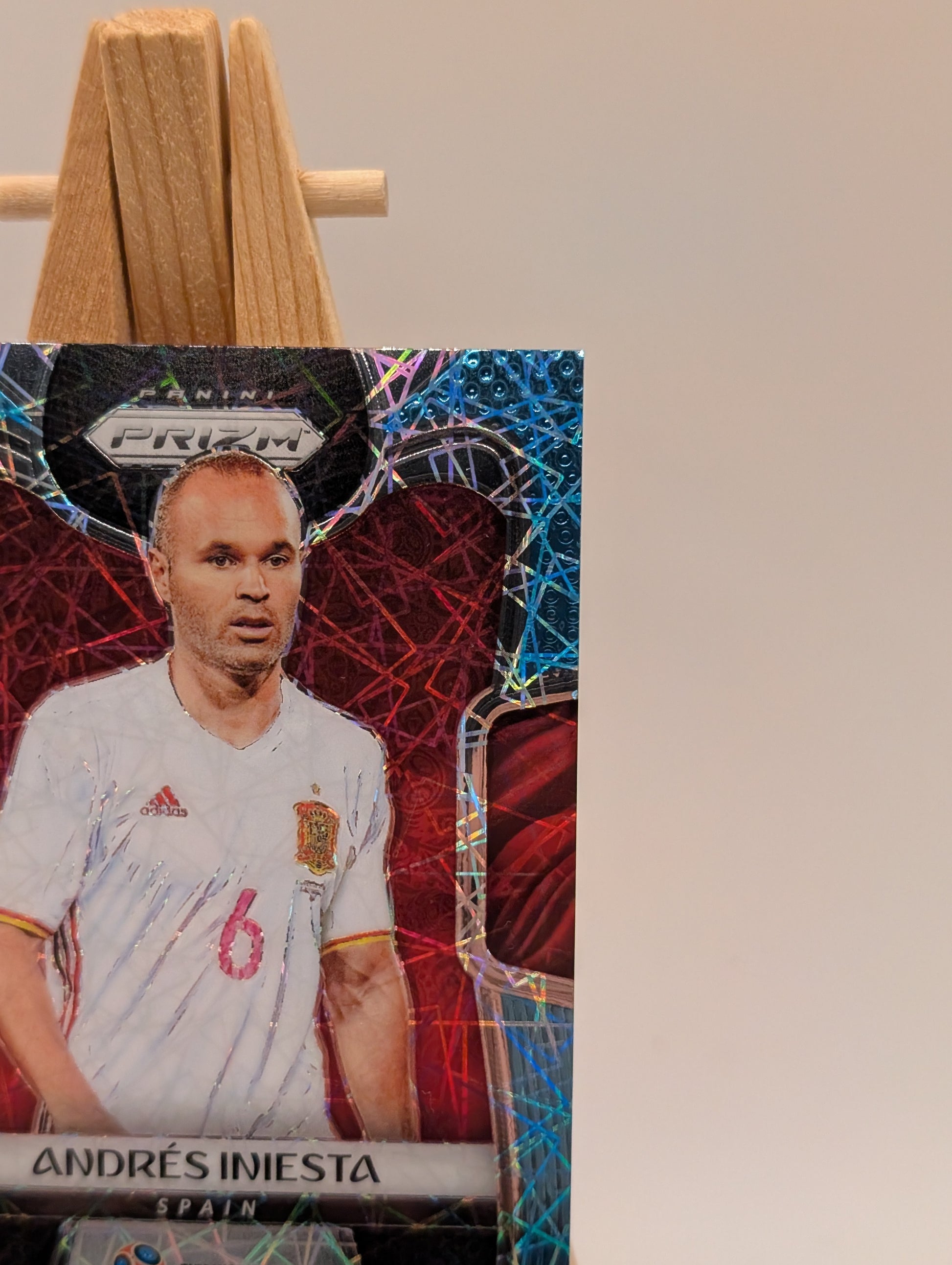 Prizm World Cup 2018 Andres Iniesta Spain Light Blue Lazer /125