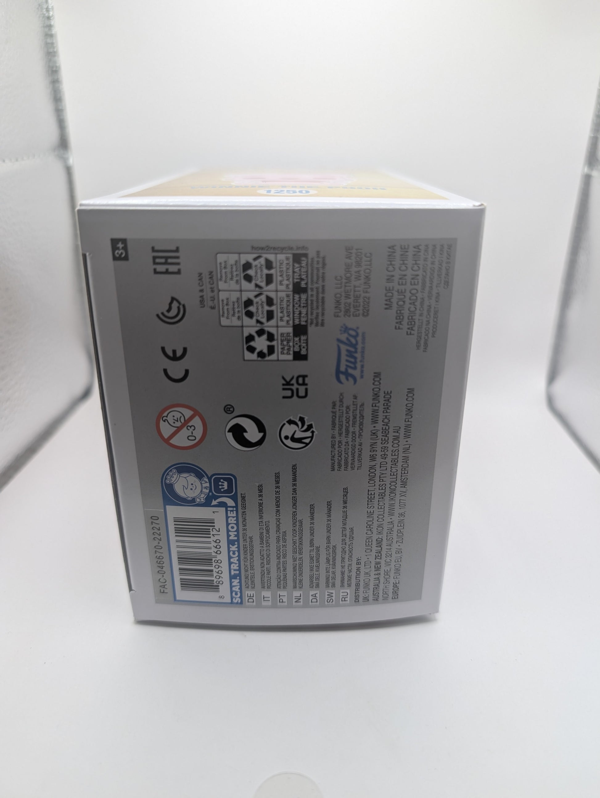 Winnie the Pooh Cherry Blossom Funko Pop! Vinyl Flocked #1250 Exclusive FRENLY BRICKS - Open 7 Days