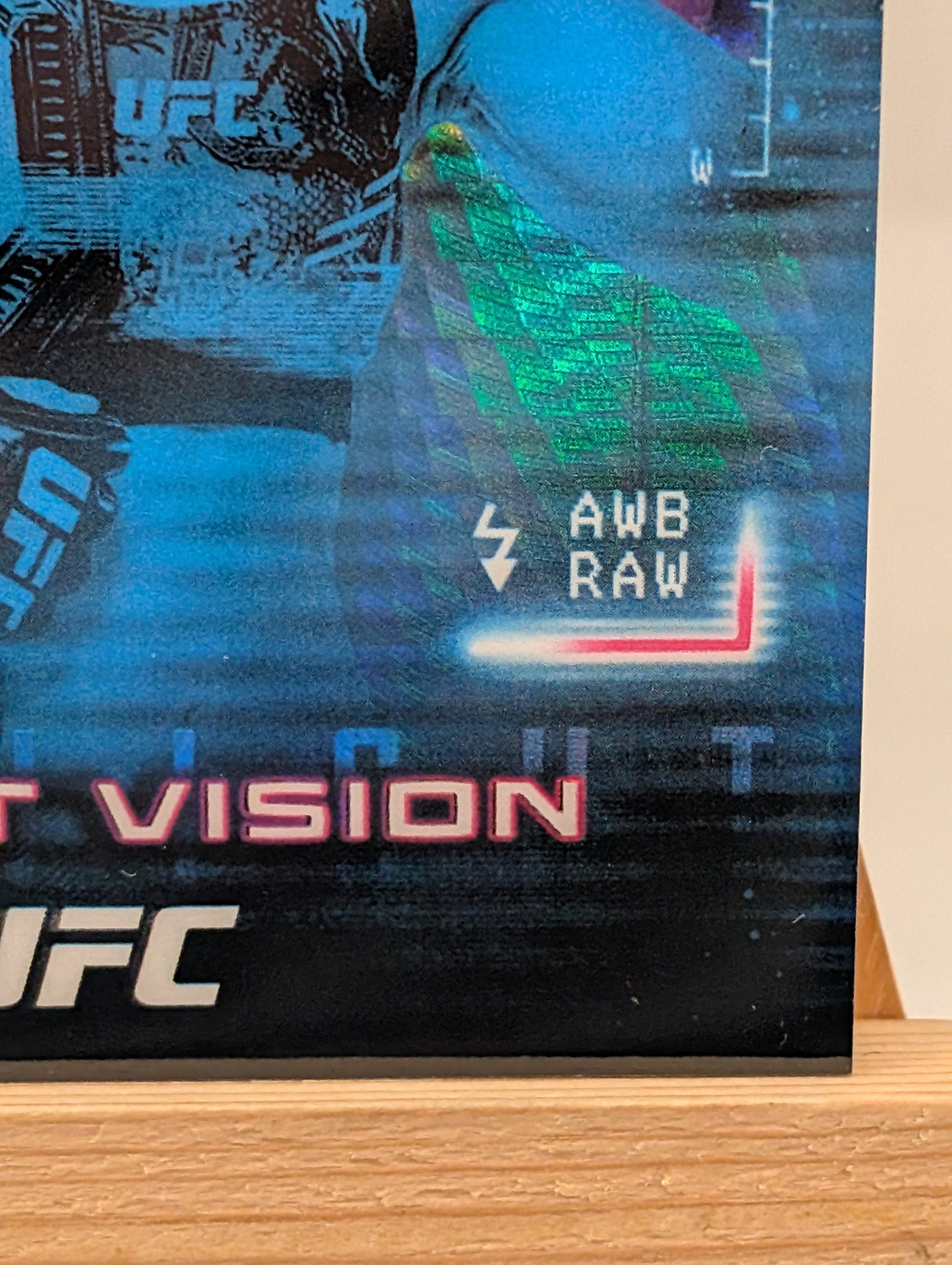2025 Topps Midnight UFC Zhang Weili Night Vision #NV-15 FRENLY BRICKS - Open 7 Days image 5